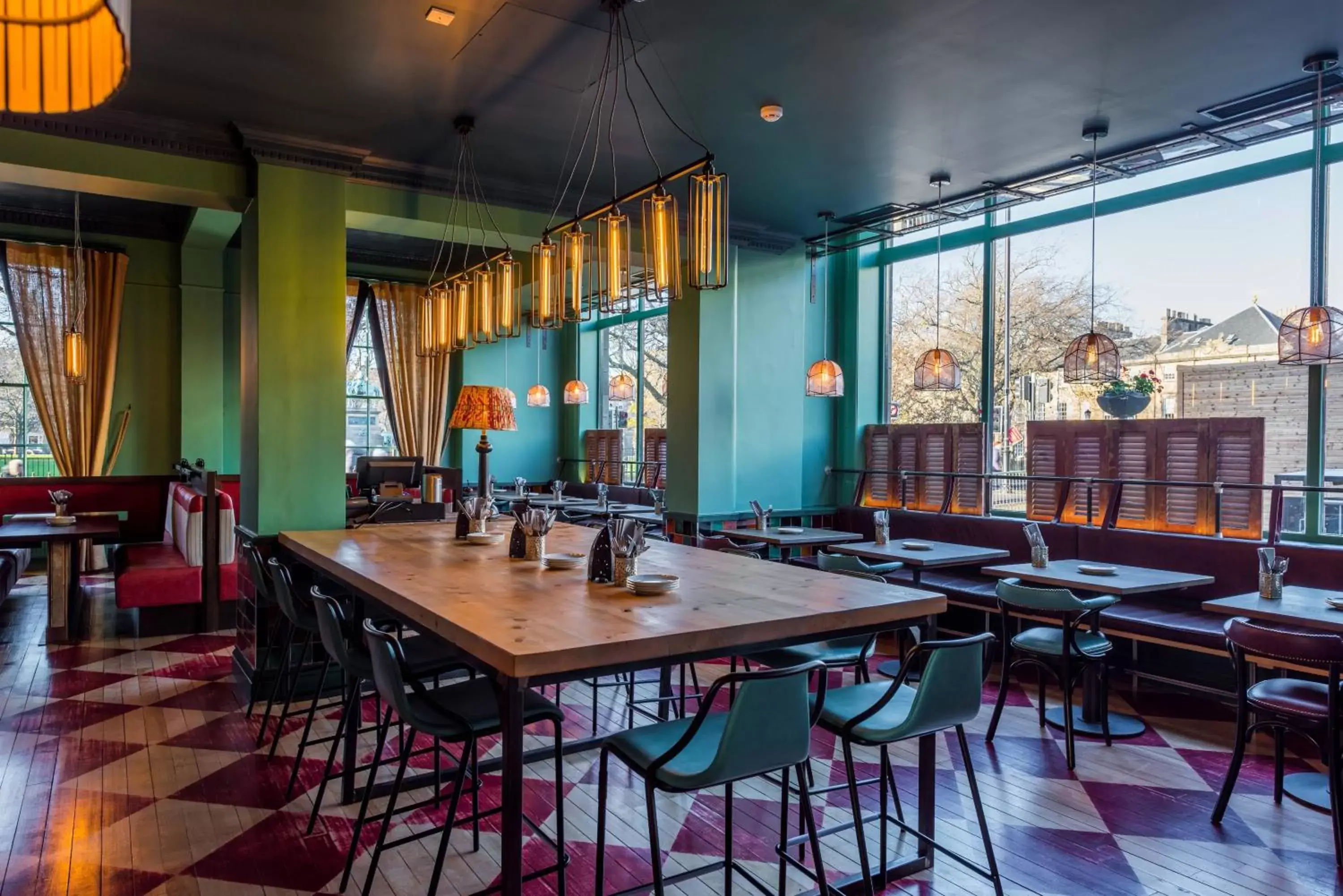 Restaurant/Places to Eat in Kimpton - Charlotte Square, an IHG Hotel