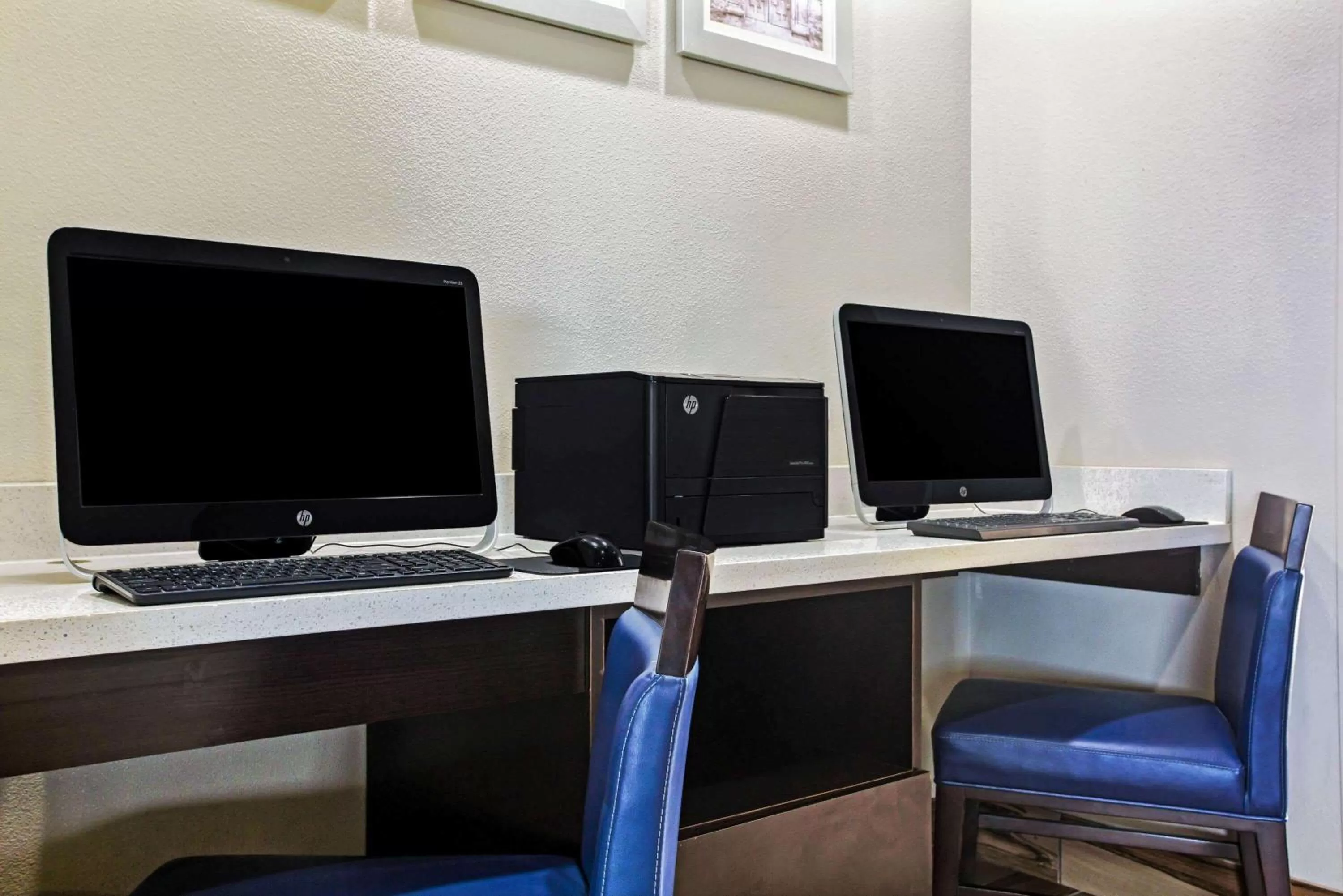 On site in La Quinta by Wyndham Karnes City - Kenedy