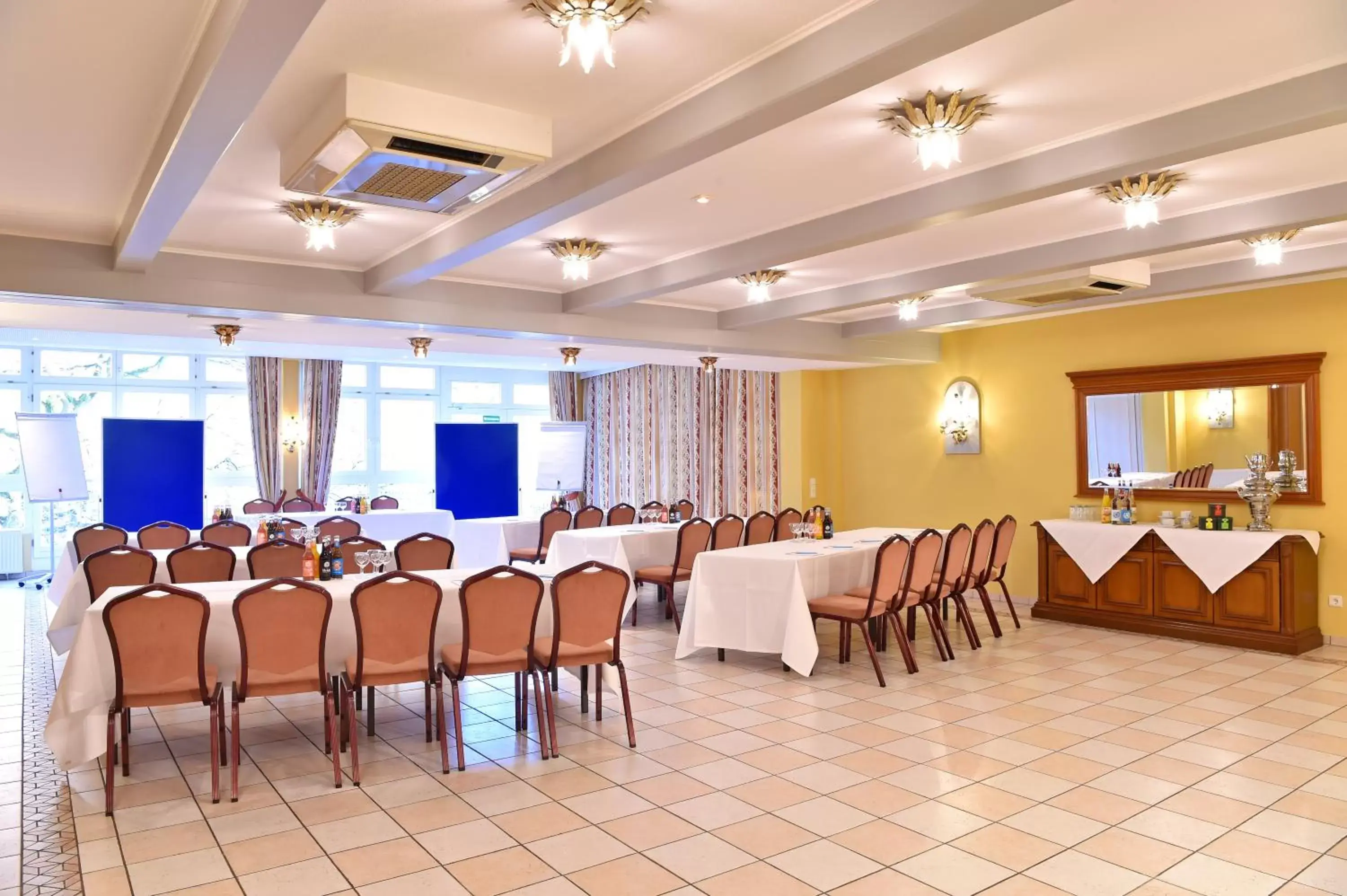 Banquet/Function facilities in Kleinhuis Hotel Mellingburger Schleuse