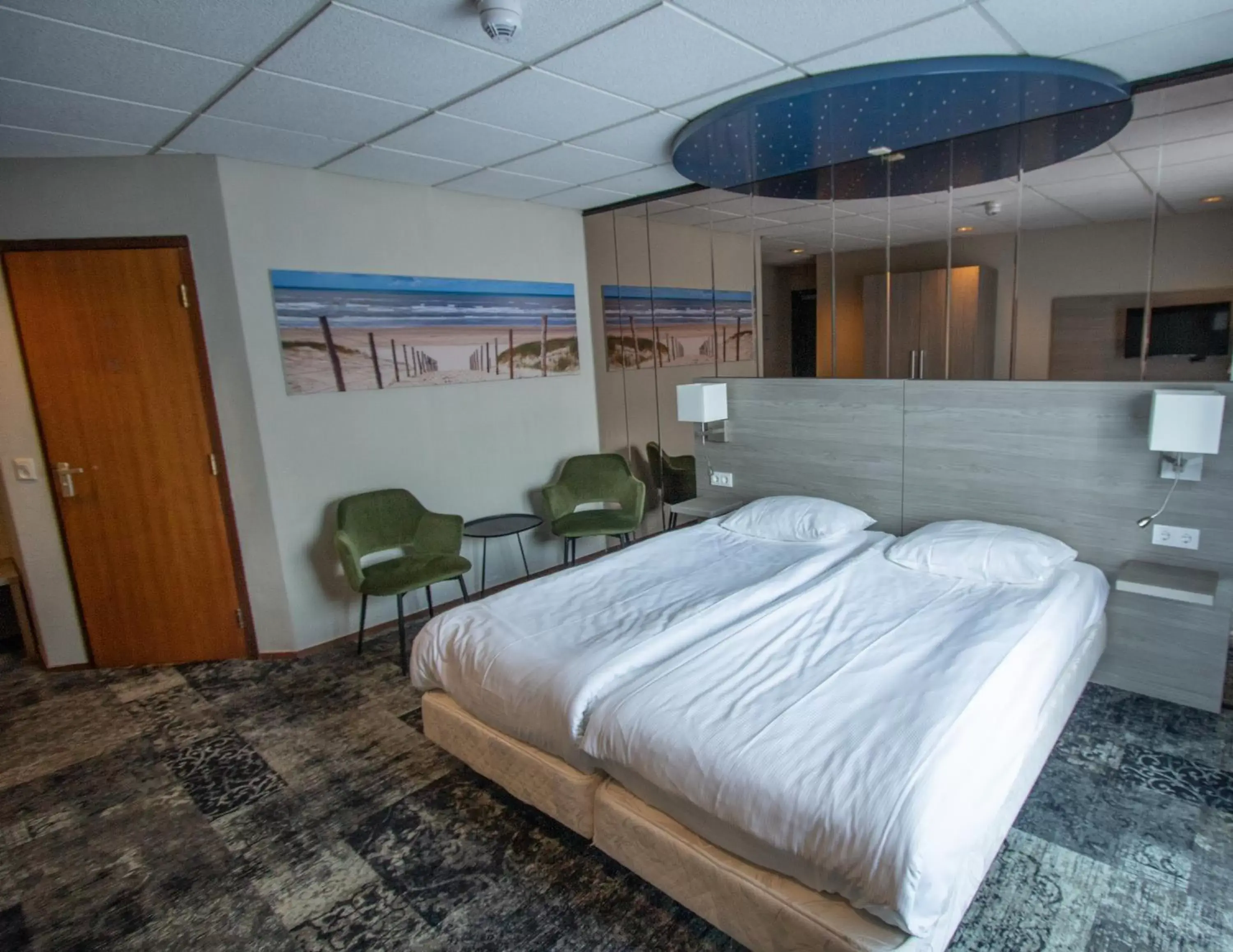 Bedroom, Bed in Fletcher Hotel Restaurant Marijke Bedroom, Bed in Fletcher Hotel Restaurant Marijke