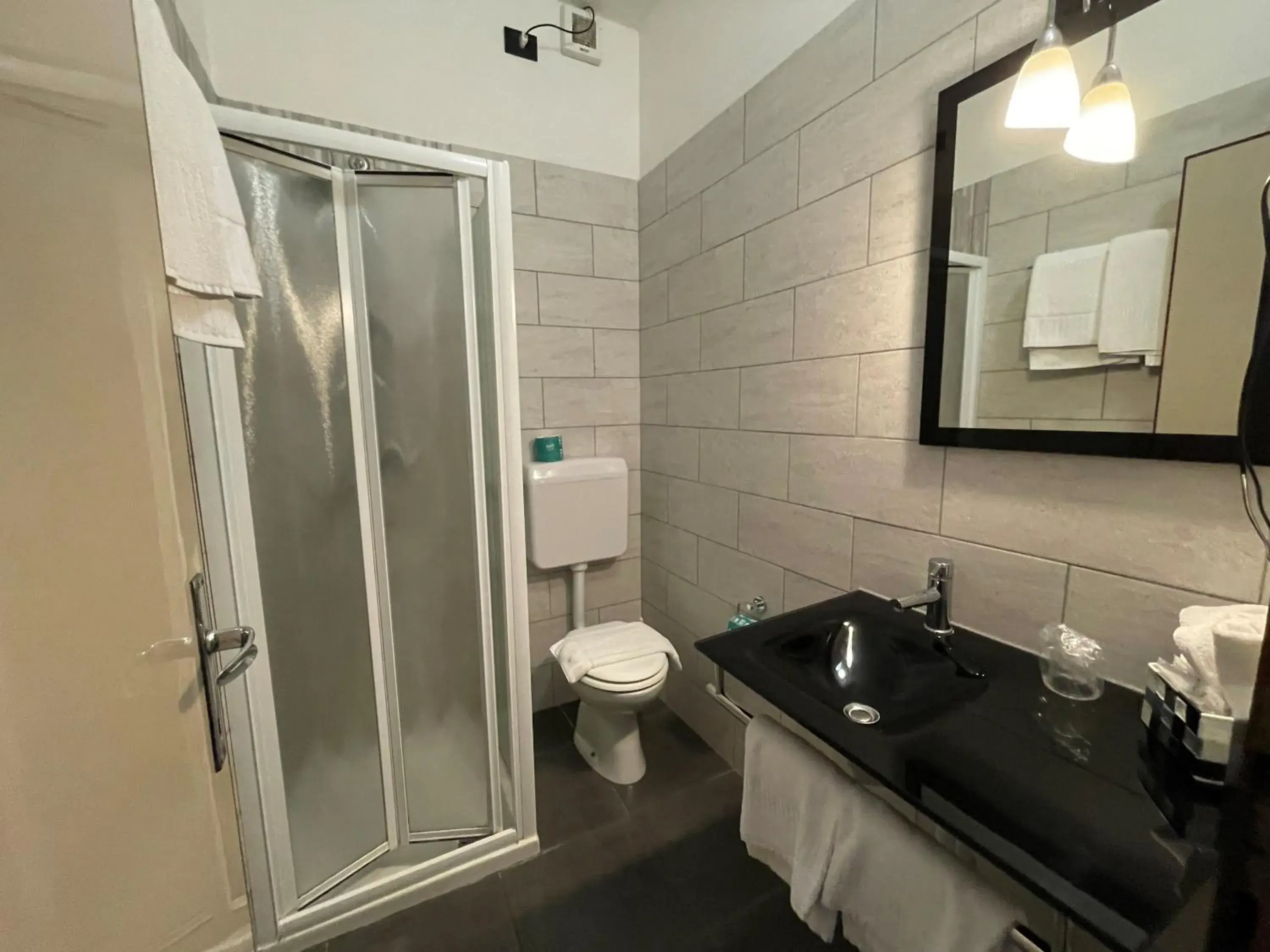 Bathroom in Hotel Stazione