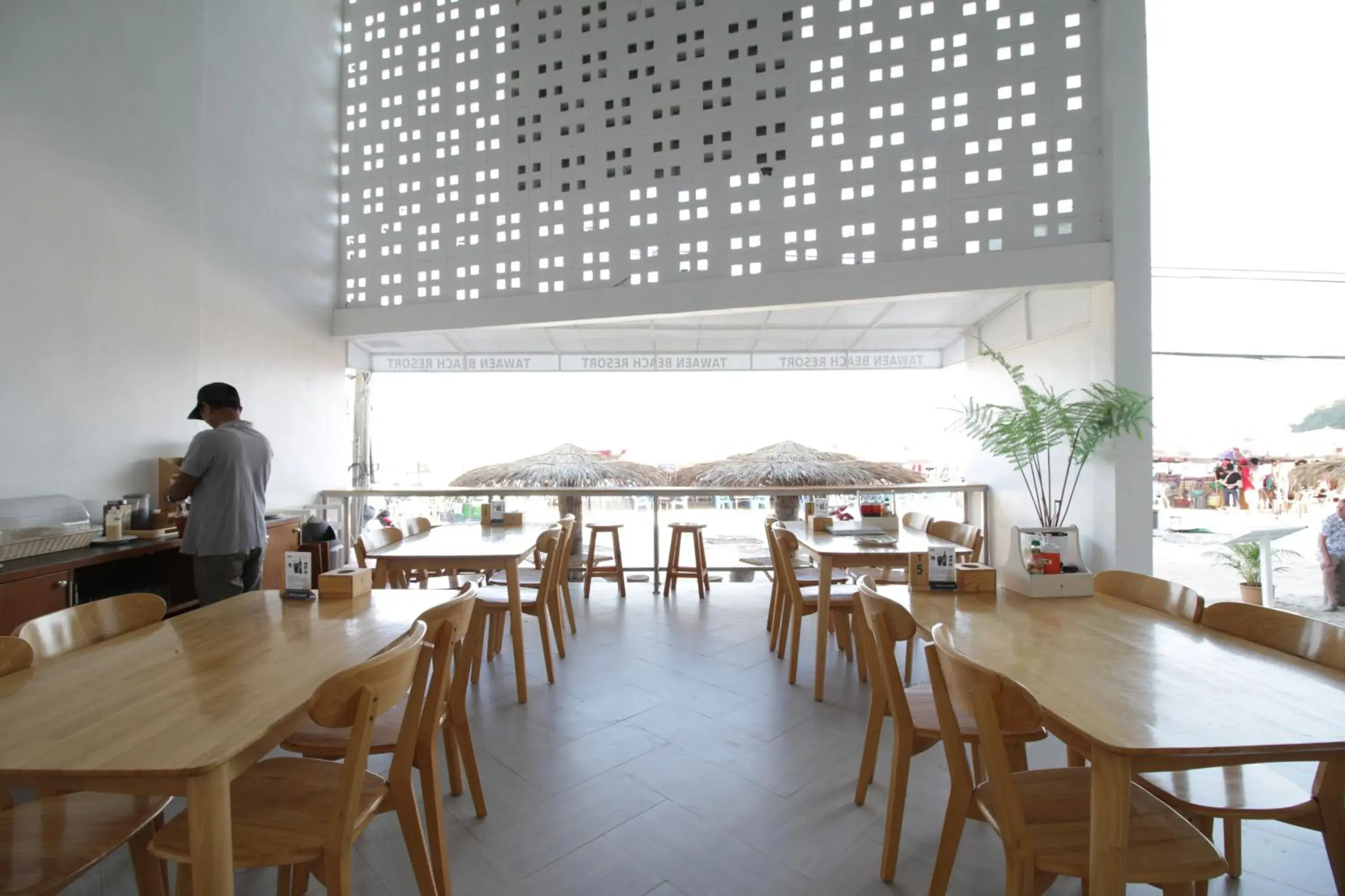 Tawaen Beach Resort Tawaen Beach Resort