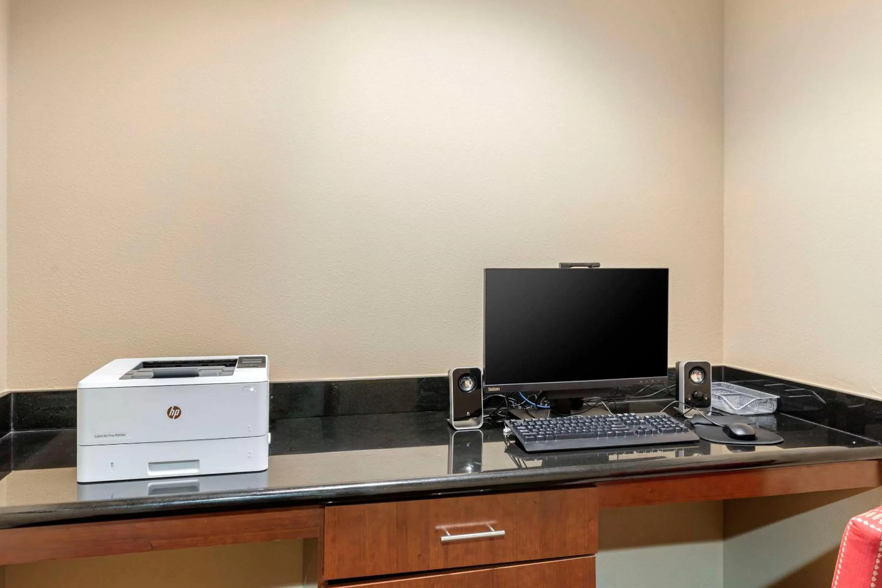 Business facilities in Comfort Suites At Virginia Center Commons