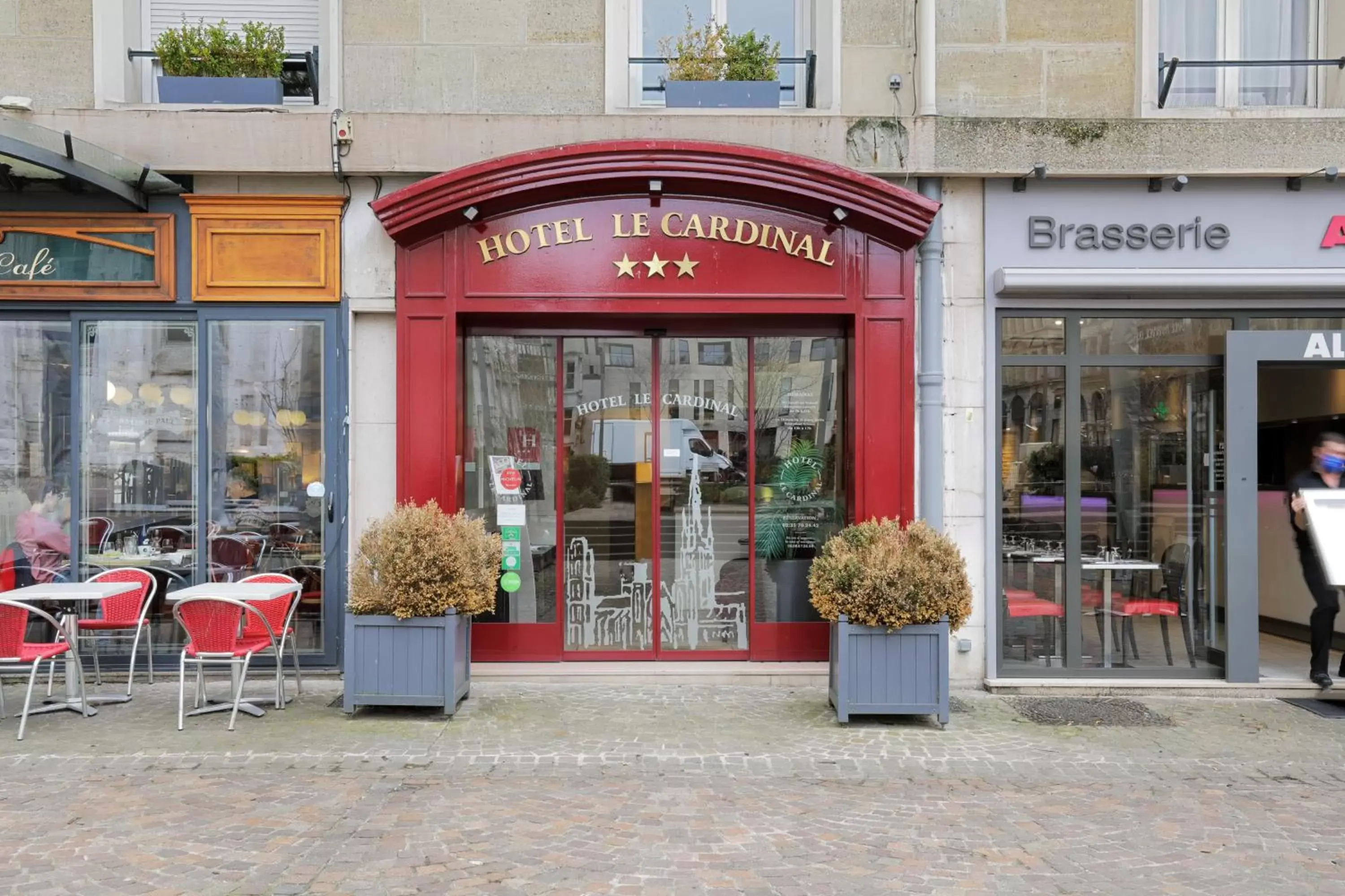 Facade/entrance in Hotel cardinal