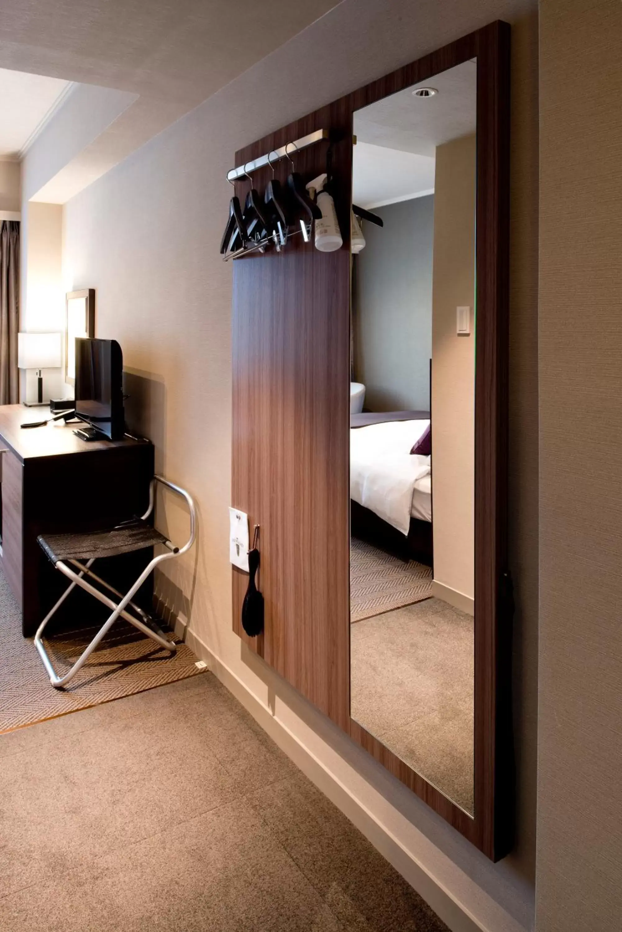 Photo of the whole room, Bed in Takamatsu Kokusai Hotel