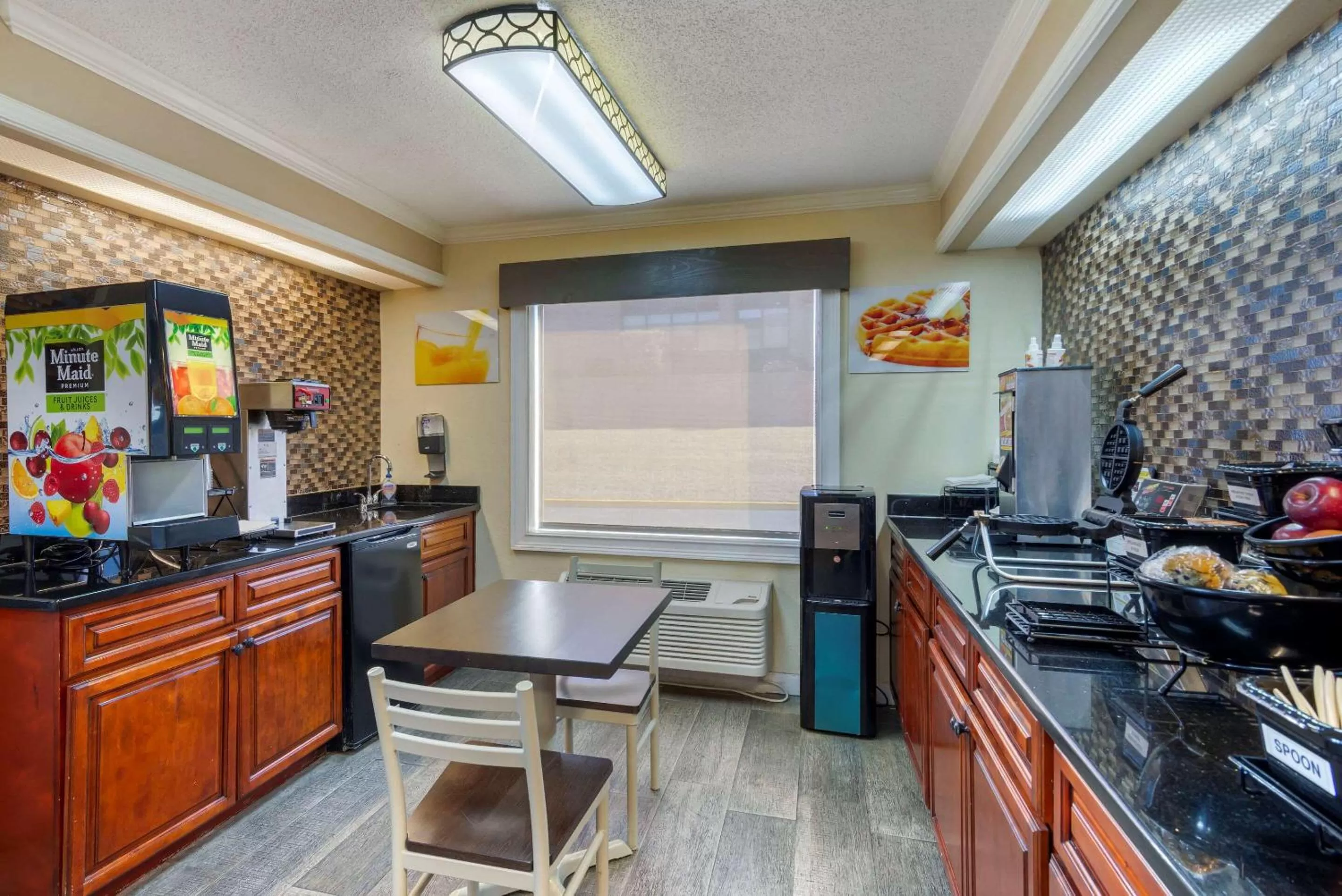 Restaurant/places to eat in Quality Inn Ashburn