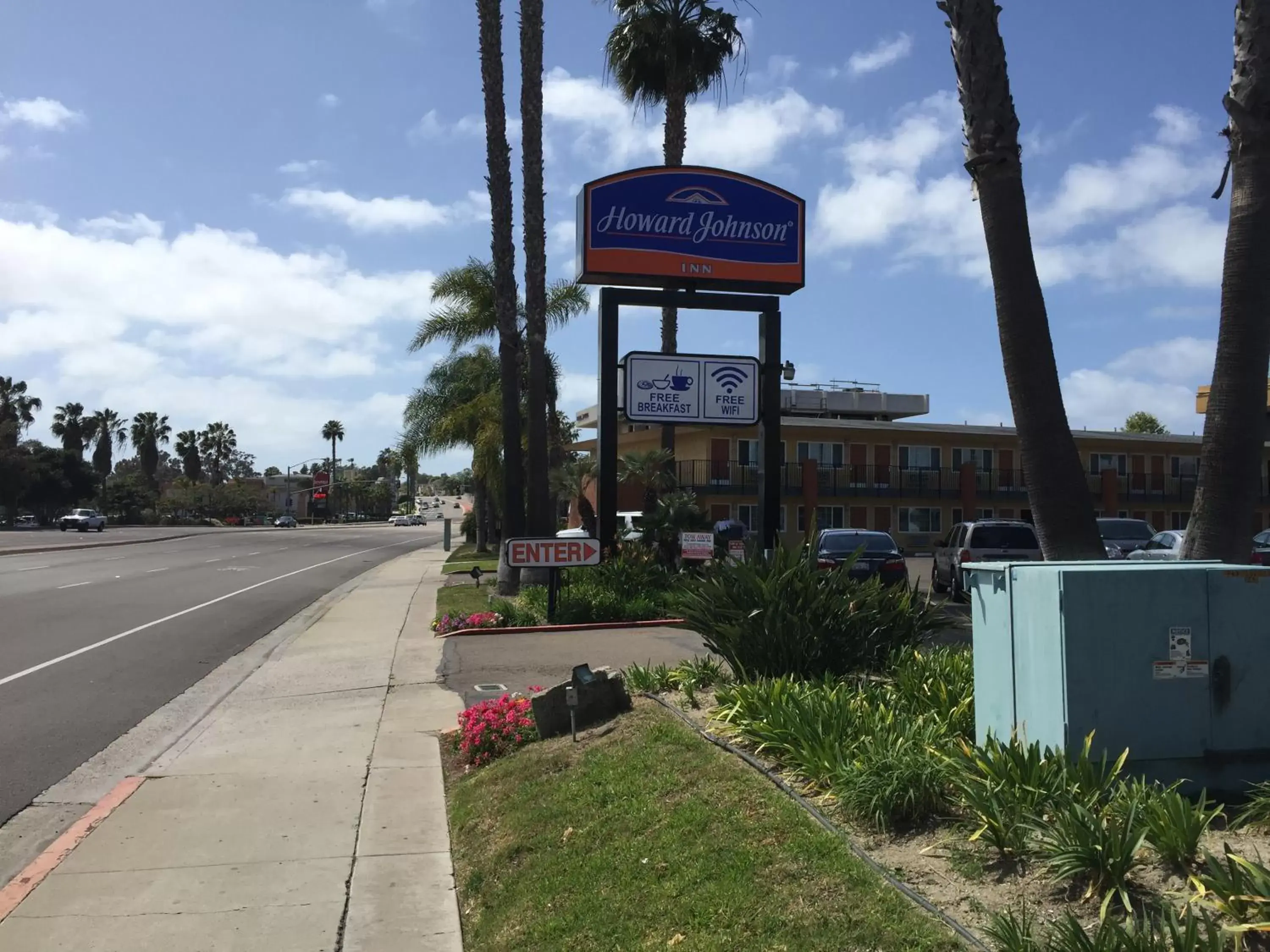Property logo or sign in Howard Johnson by Wyndham San Diego Sea World