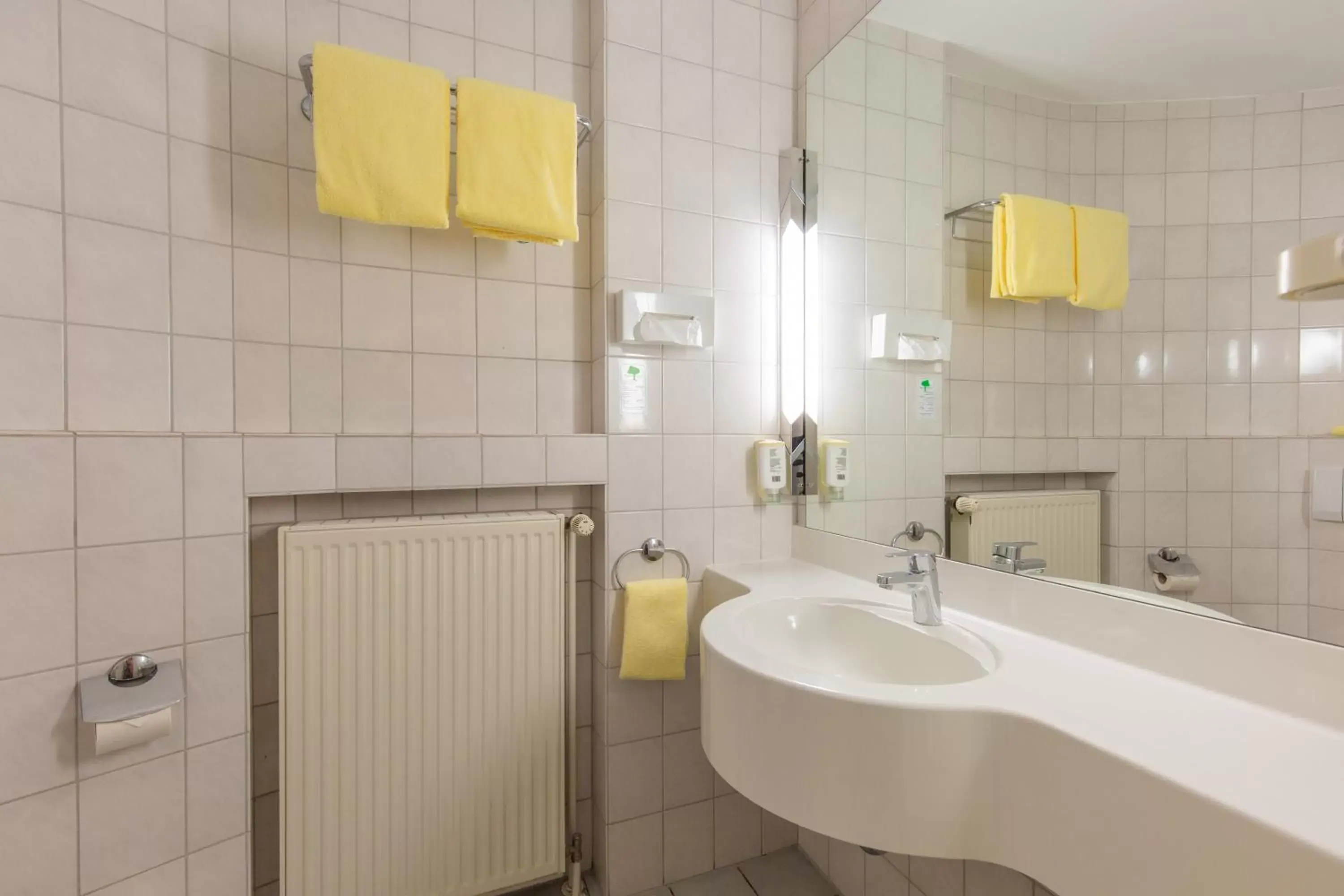 Bathroom in Emsland Hotel Saller See