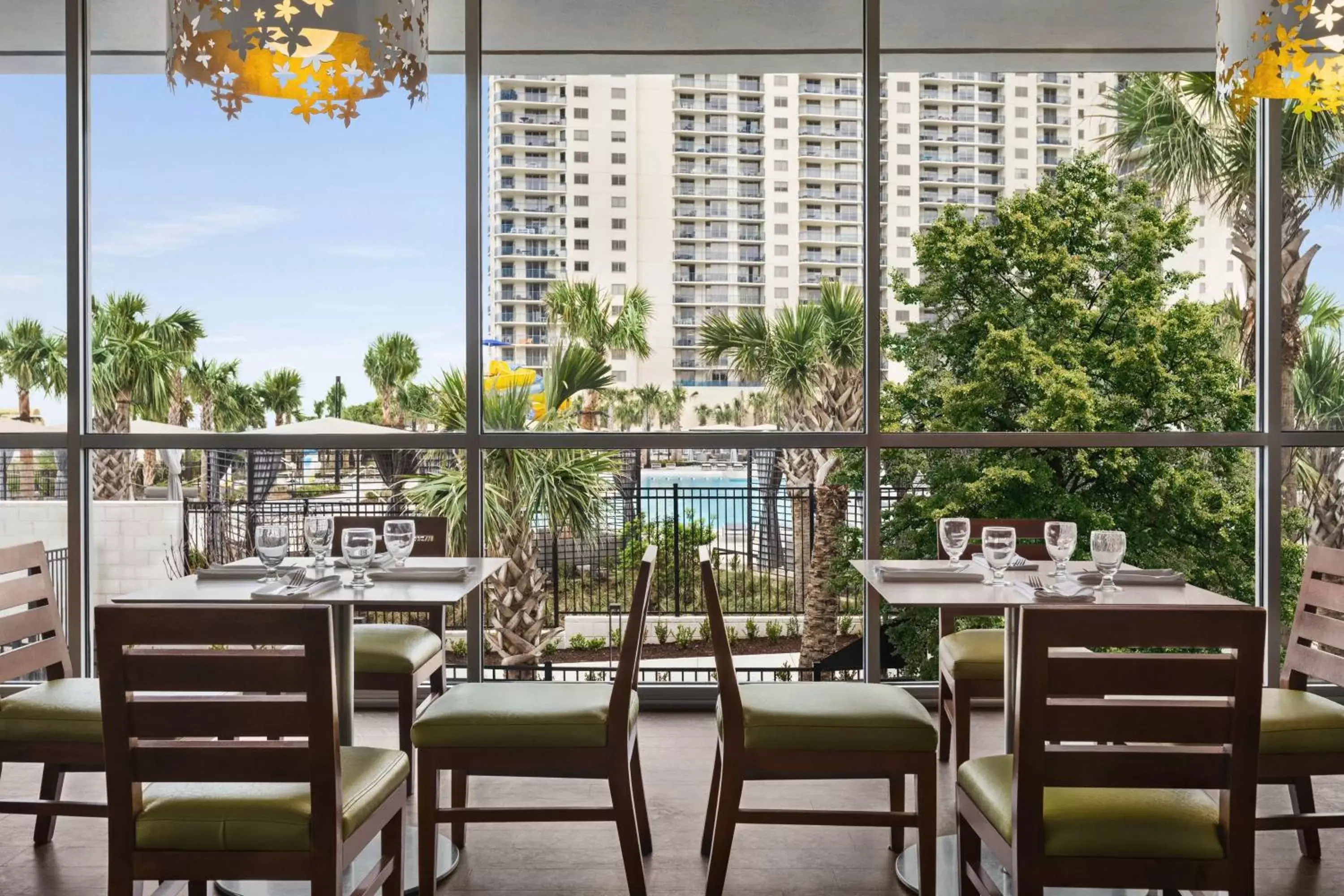 Restaurant/Places to Eat in Embassy Suites by Hilton Myrtle Beach Oceanfront Resort