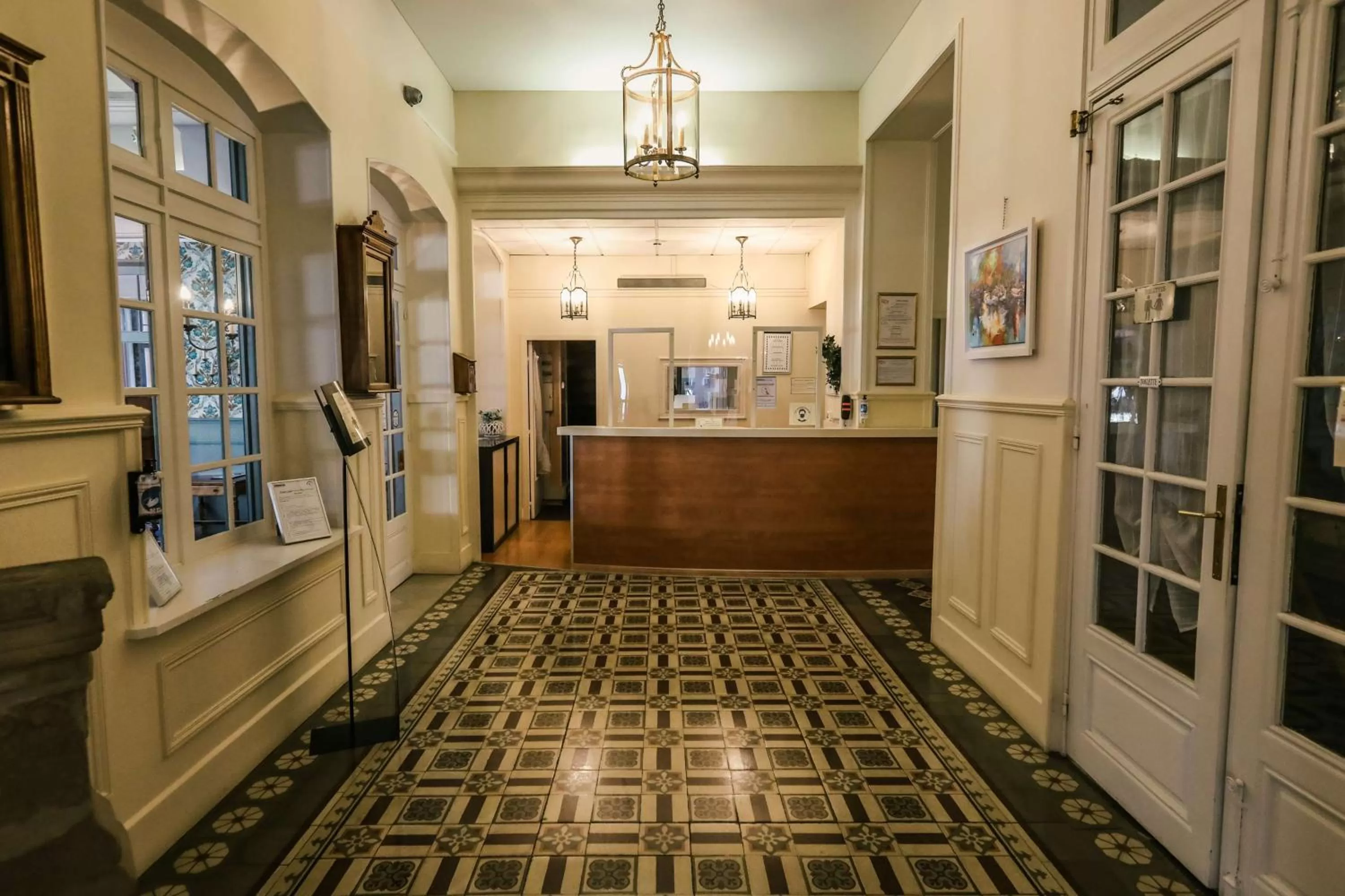 Lobby or reception in Best Western Grand Hotel de Paris & Spa