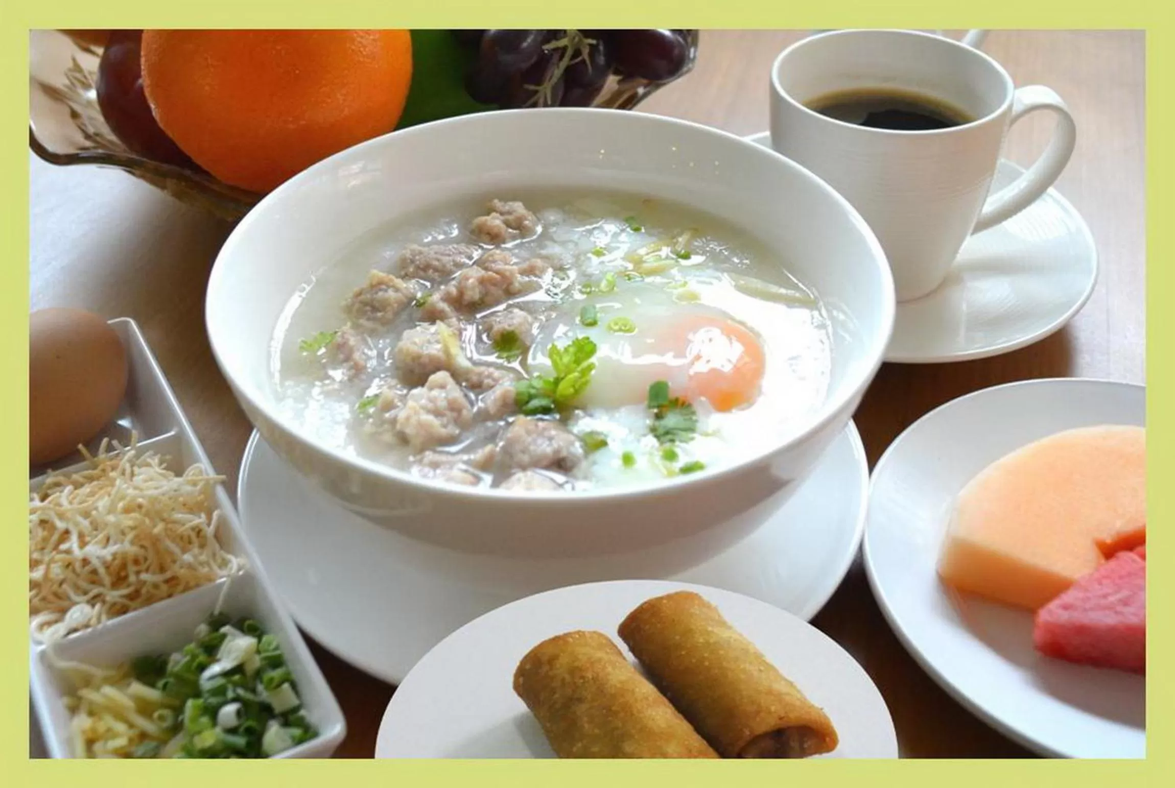 Restaurant/places to eat in Prom Ratchada Hotel