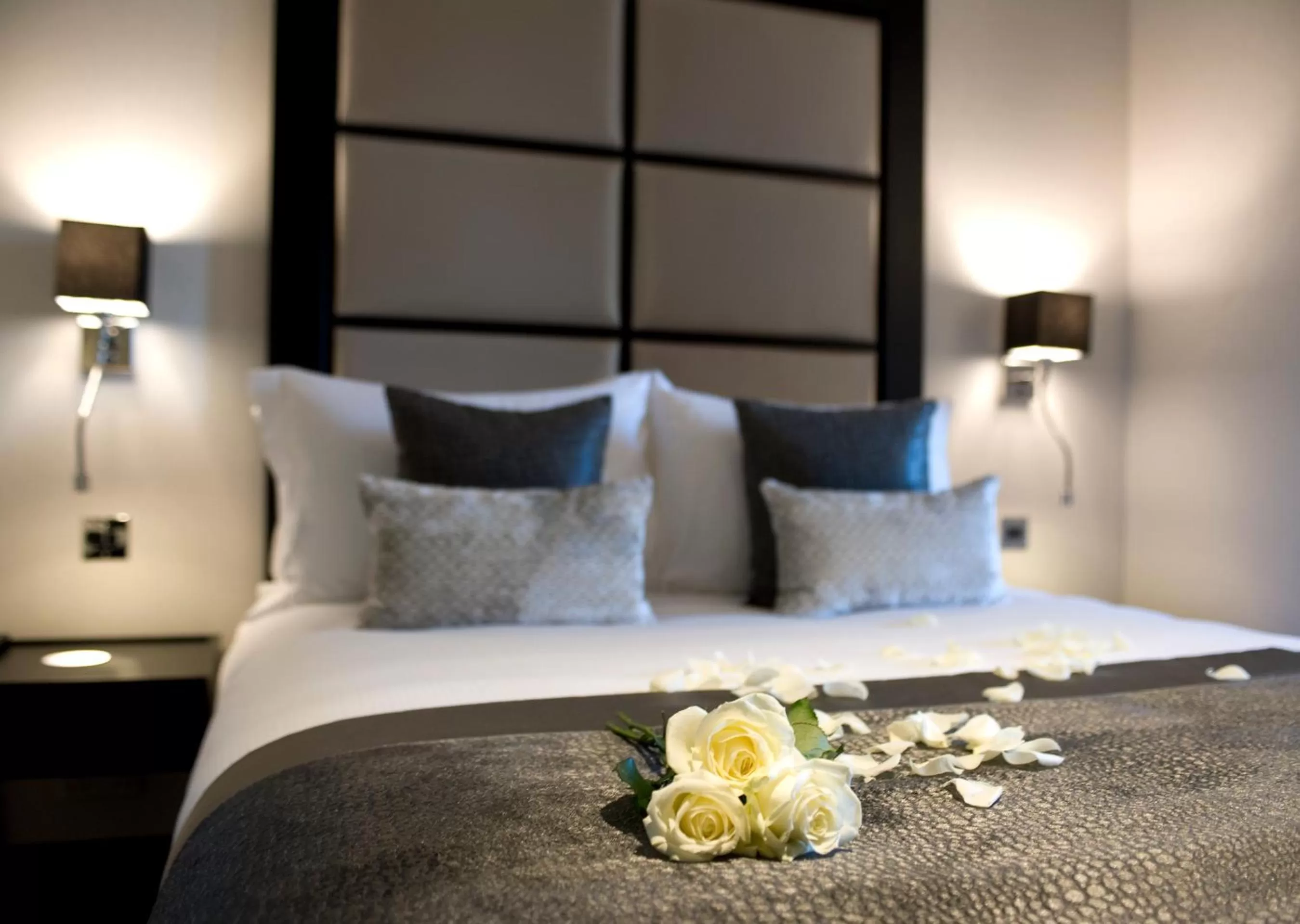 Bed in The Lodge at Kingswood