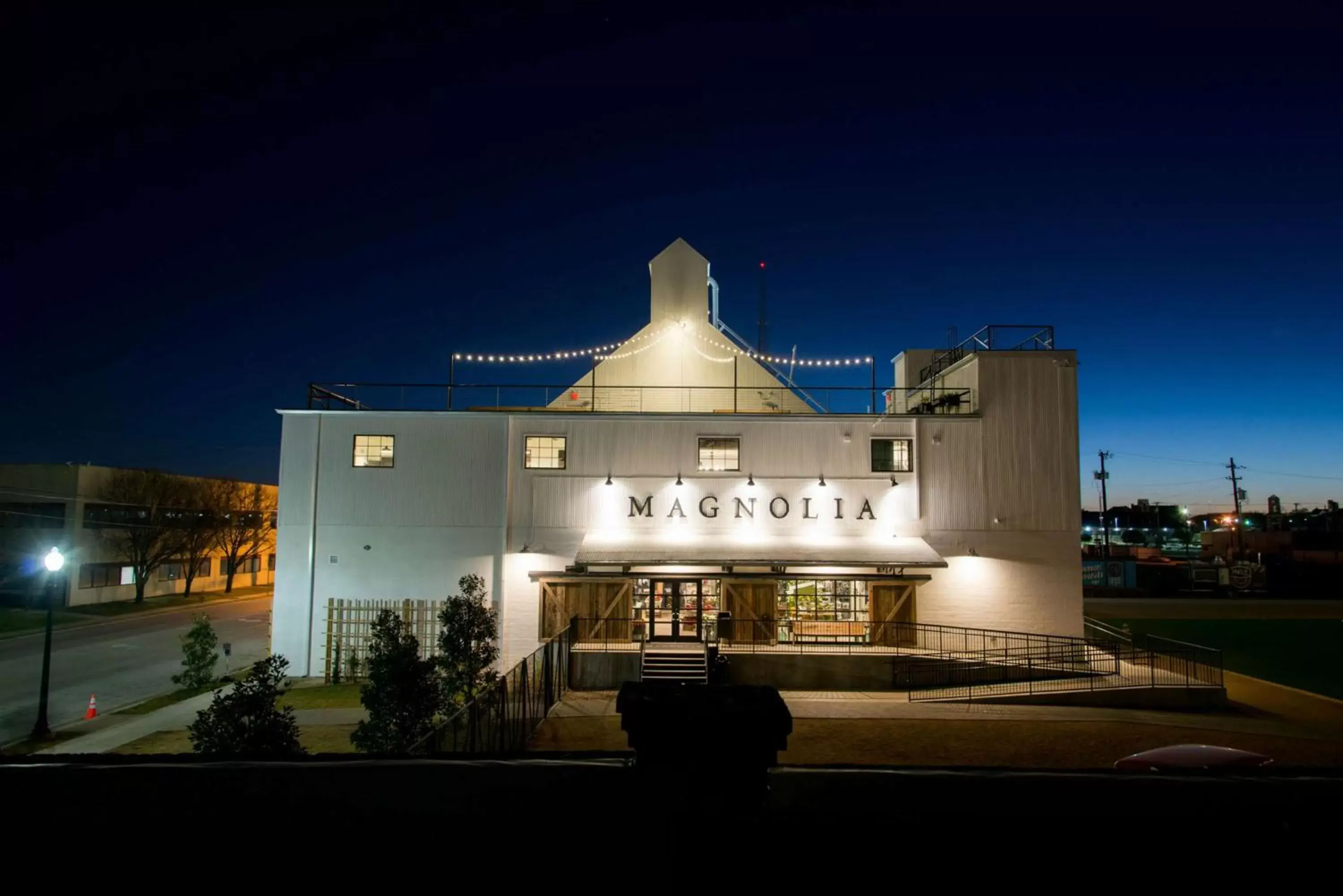 Property Building in Hilton Waco