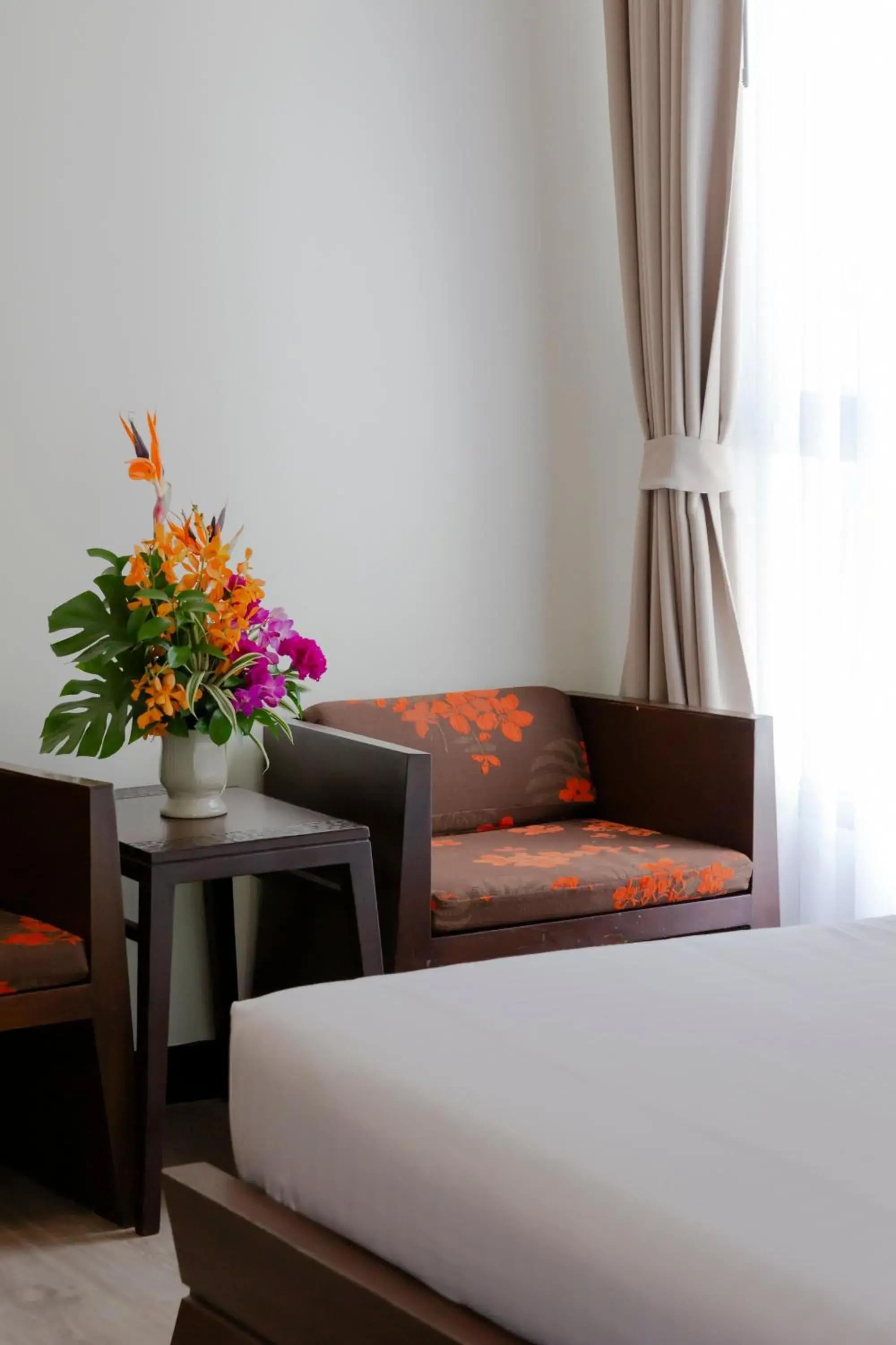 Seating area, Bed in Horizon Village & Resort SHA Plus