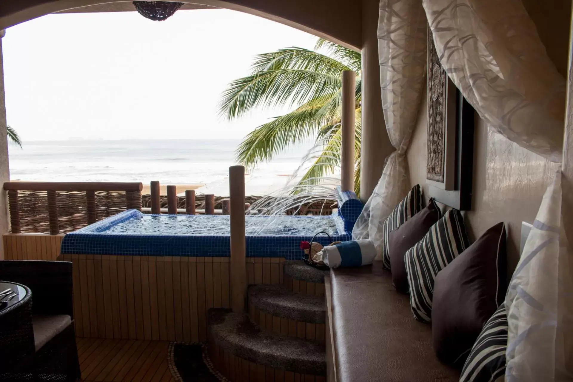 Swimming pool in Hotel Villas Punta Blanca