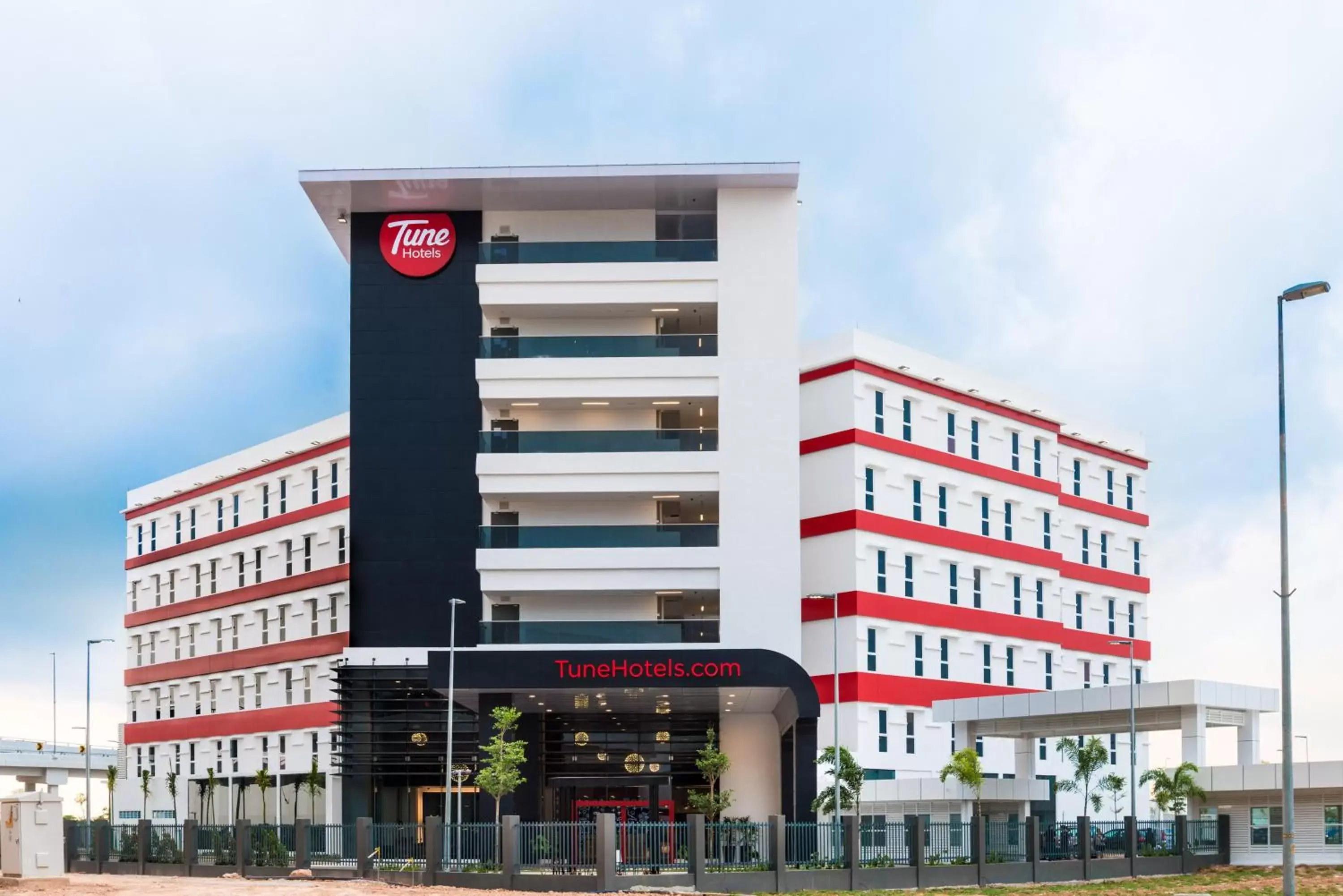 Facade/entrance, Property Building in Tune Hotel KLIA-KLIA2, Airport Transit Hotel