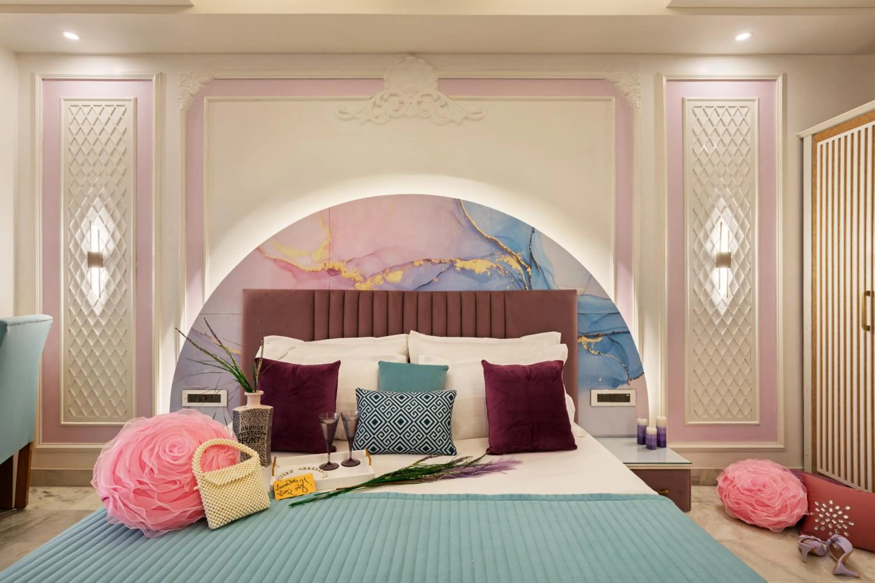 Bedroom, Bed in Sarang Palace - A Luxury Boutique Hotel