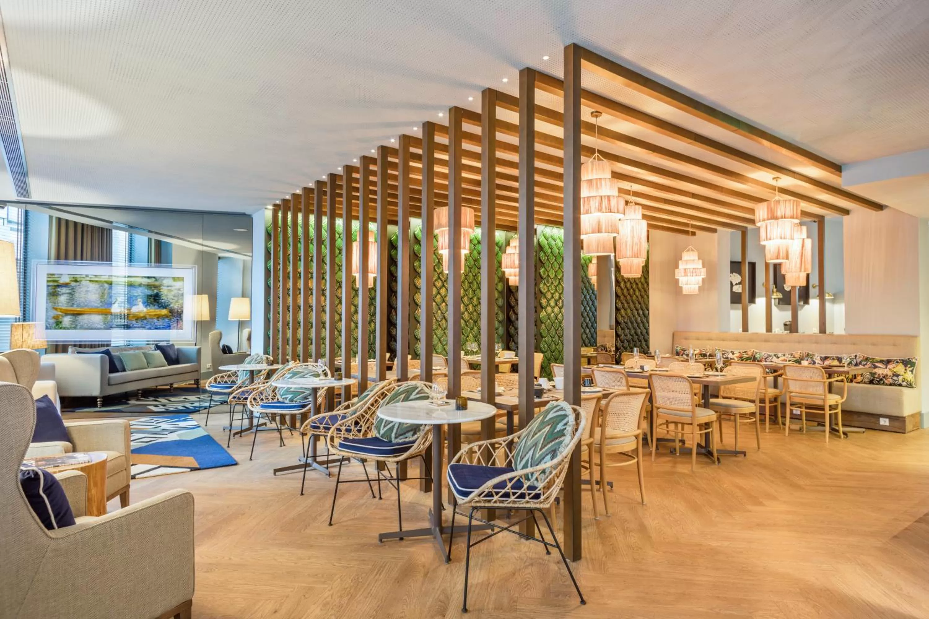 Restaurant/places to eat in Pur Oporto Boutique Hotel by actahotels