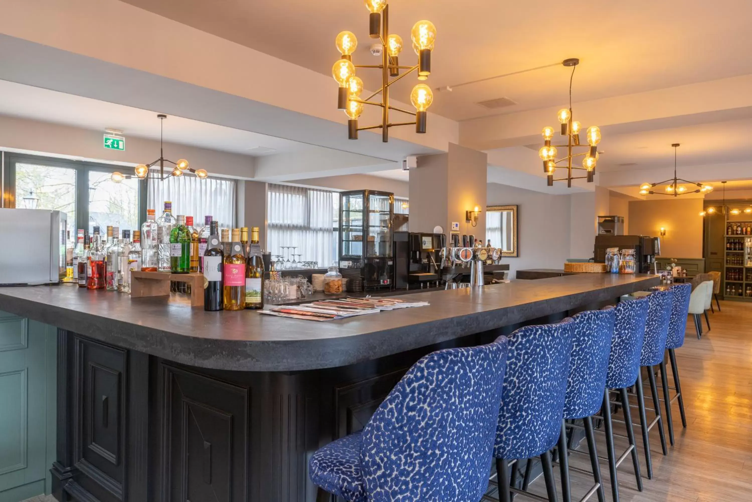 Lounge or bar, Restaurant/Places to Eat in Fletcher Familiehotel De Hunzebergen