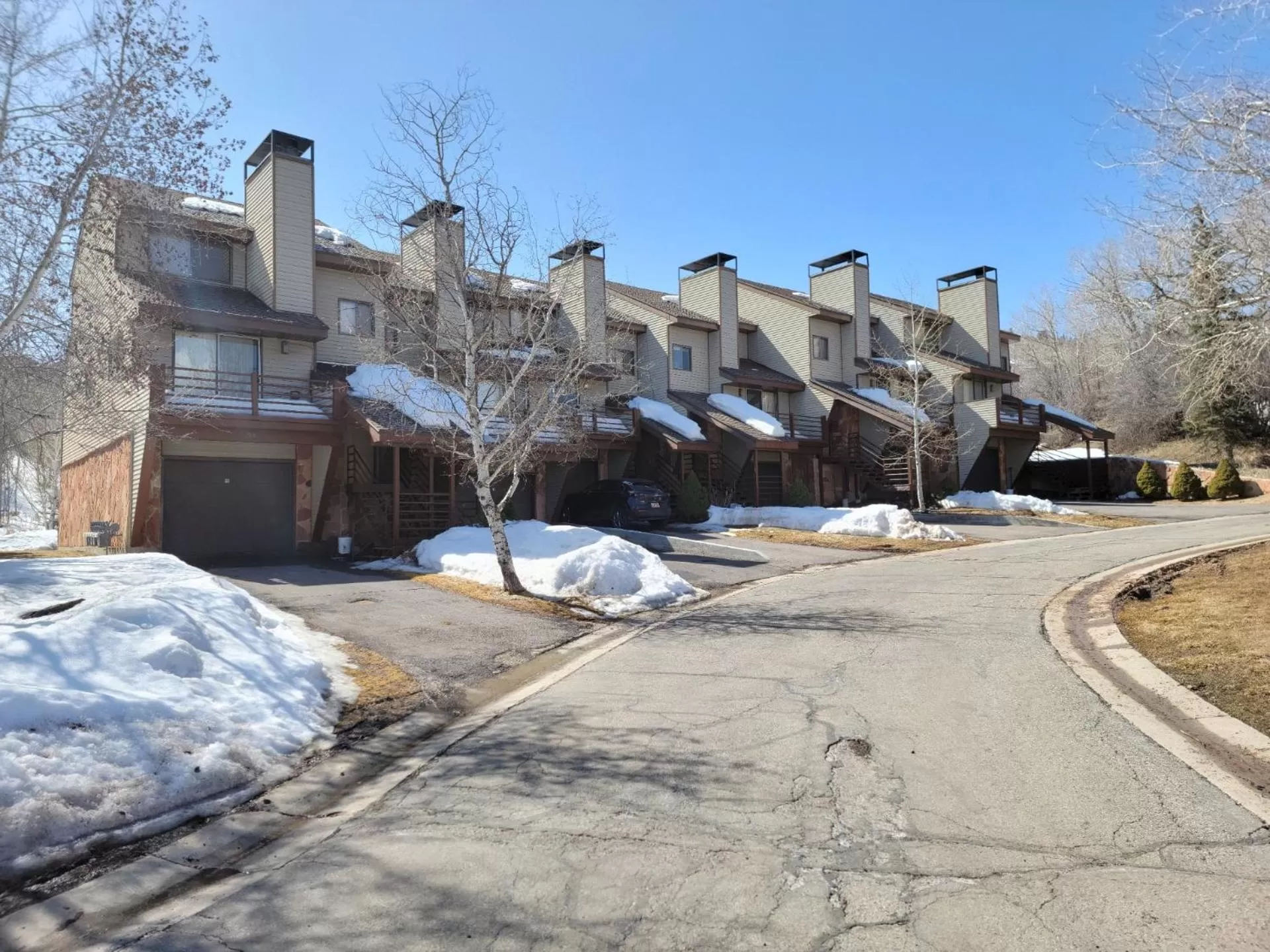 Winter in Circle J Club at Jeremy Ranch