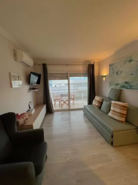 TV and multimedia in Hotel & Apartaments Thalassa Sport & Wellness