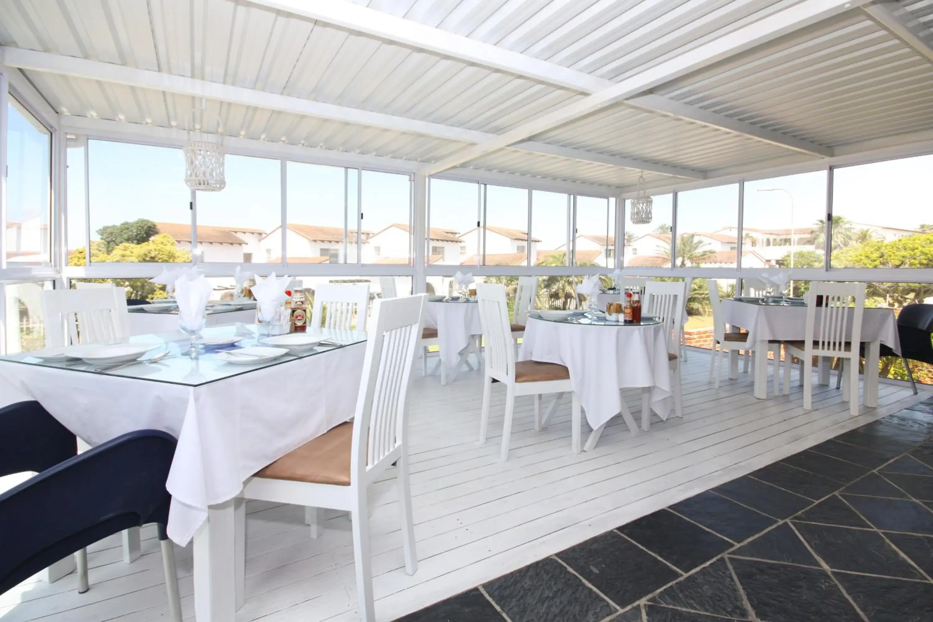 Dining area, Restaurant/Places to Eat in Le Blue Guesthouse