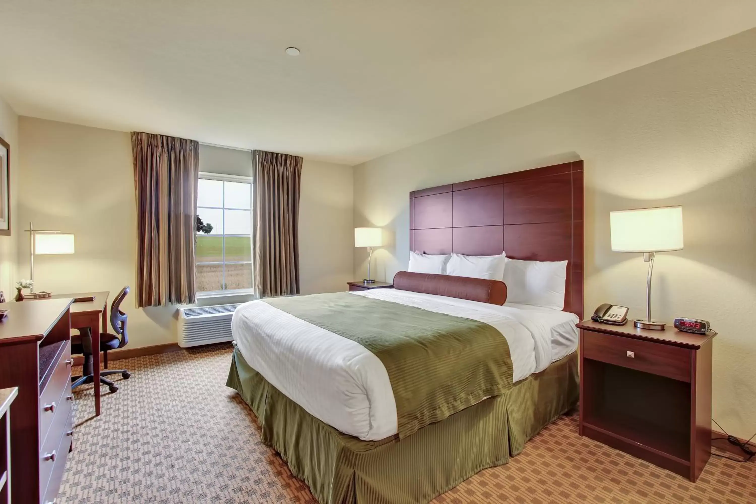 Bed in Cobblestone Hotel & Suites - Waynesboro Bed in Cobblestone Hotel & Suites - Waynesboro