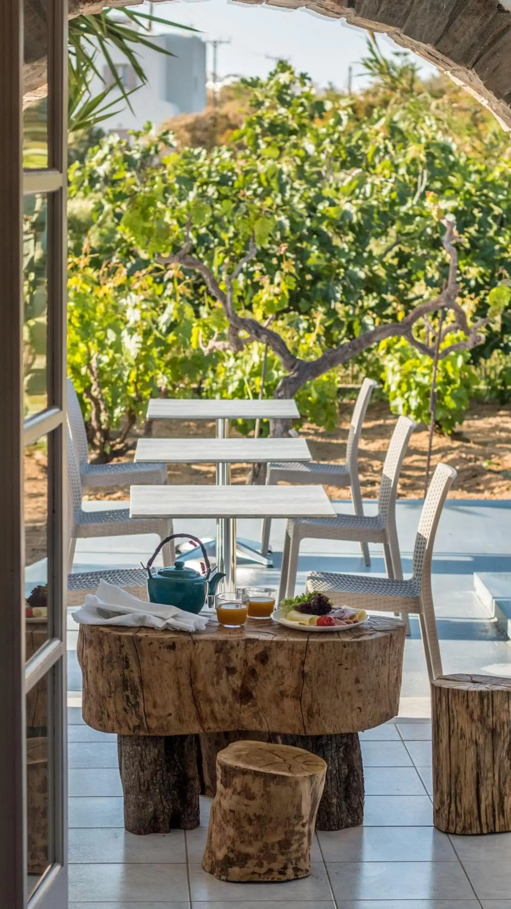 Property building in Ktima Bianco Property building in Ktima Bianco