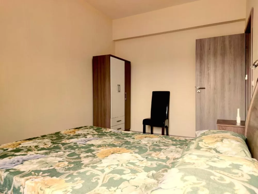 Bedroom, Bed in Praia Capital Residence