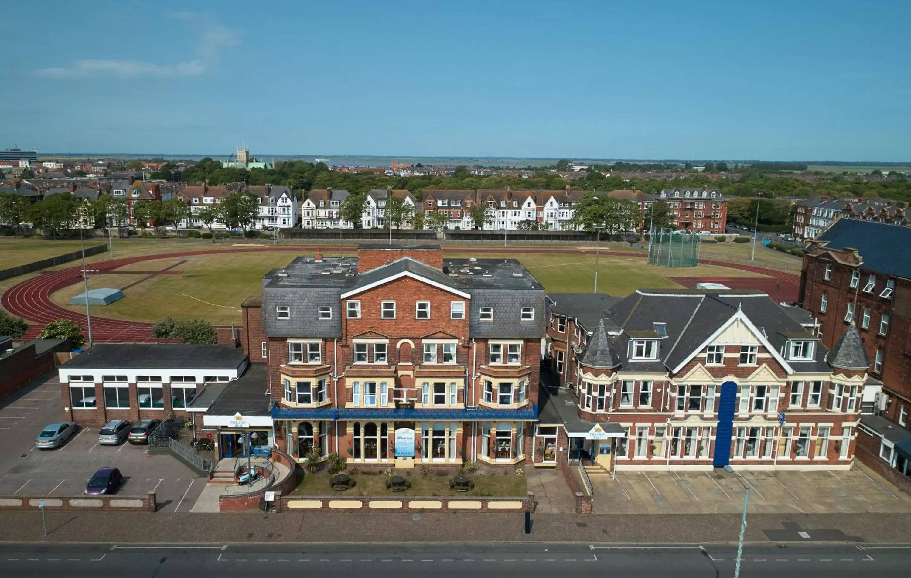 Property building, Bird's-eye View in Palm Court Hotel