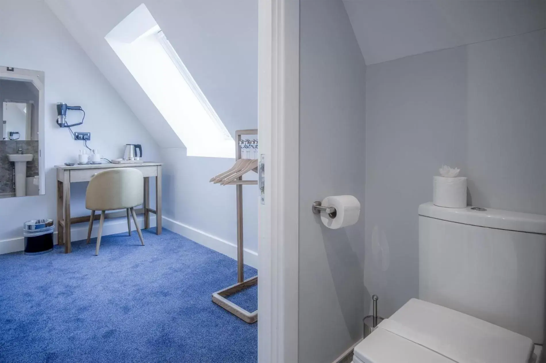 Floor plan, Bathroom in Ocean Cabins No 12 At The Square - Saundersfoot