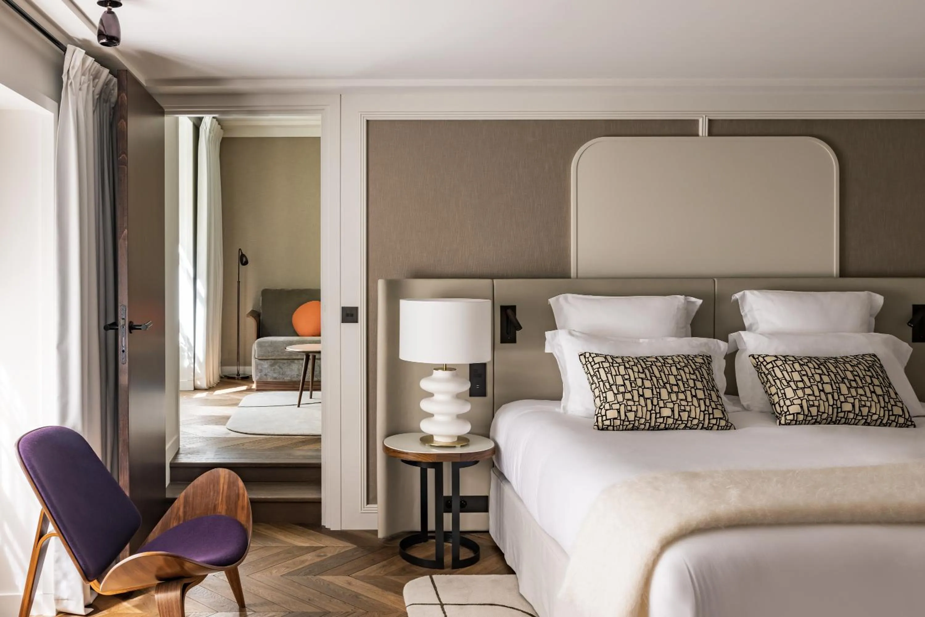 Bedroom, Bed in Pavillon Faubourg Saint-Germain & Spa