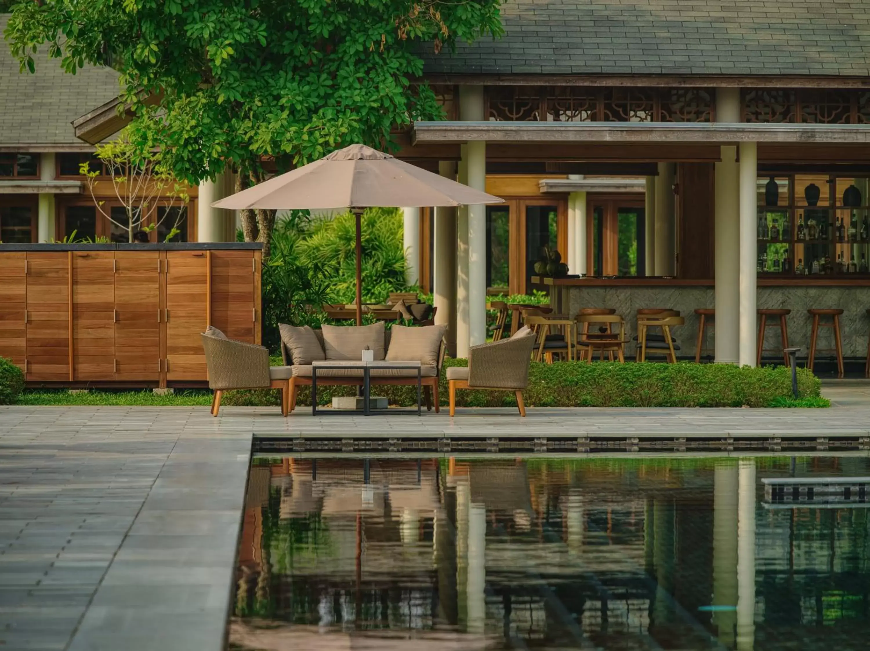 Lounge or bar in Azerai Can Tho Lounge or bar in Azerai Can Tho