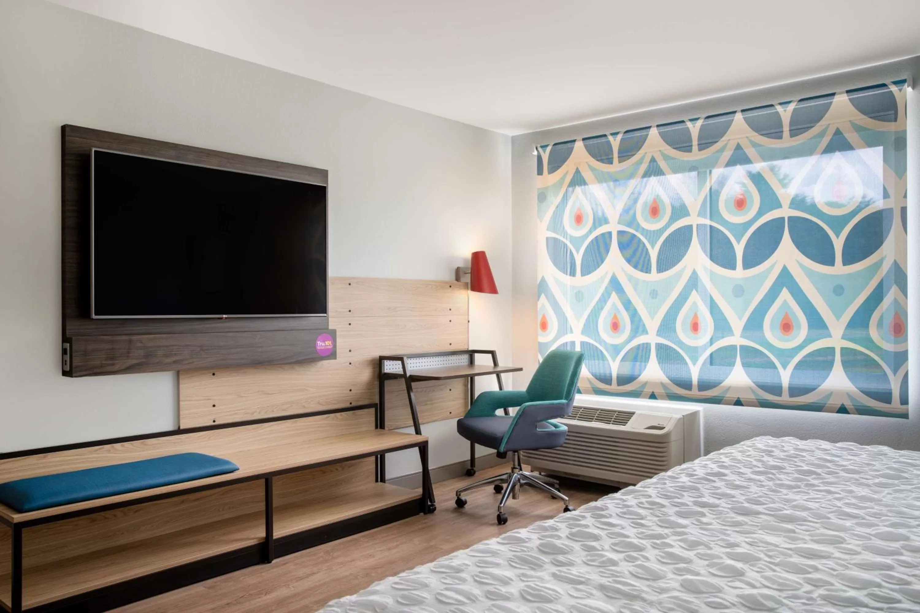 Bedroom, Bed in Tru By Hilton Rock Hill, SC