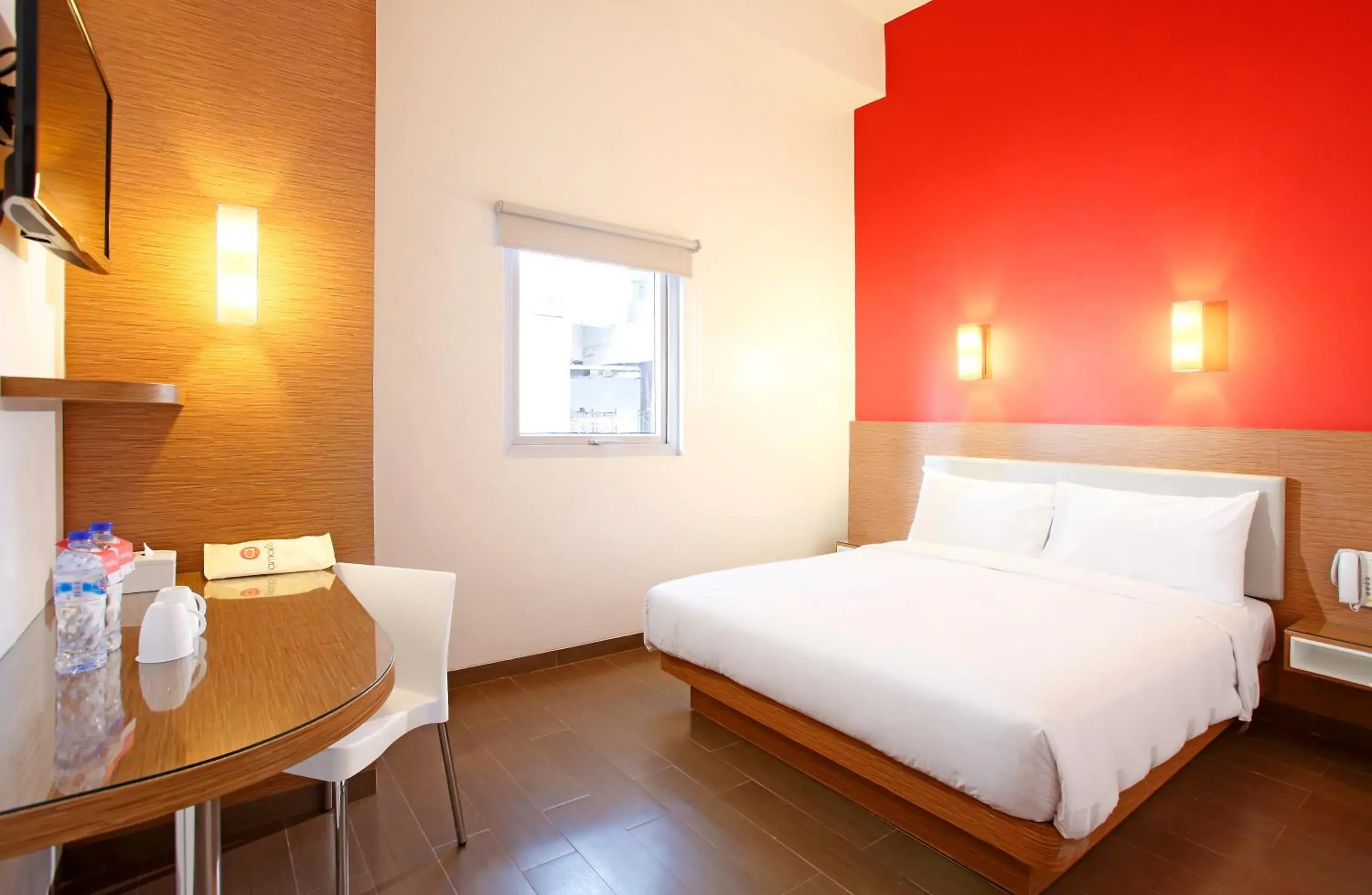 Photo of the whole room, Bed in Amaris Hotel Teuku Umar Photo of the whole room, Bed in Amaris Hotel Teuku Umar