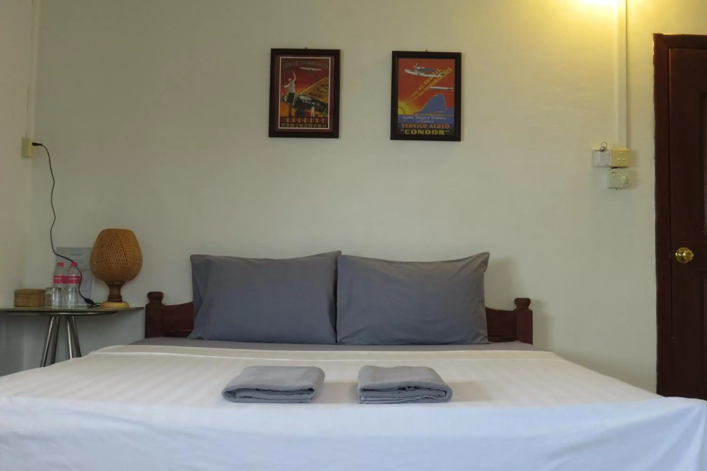 Budget Double Room in Sorya Guesthouse Budget Double Room in Sorya Guesthouse