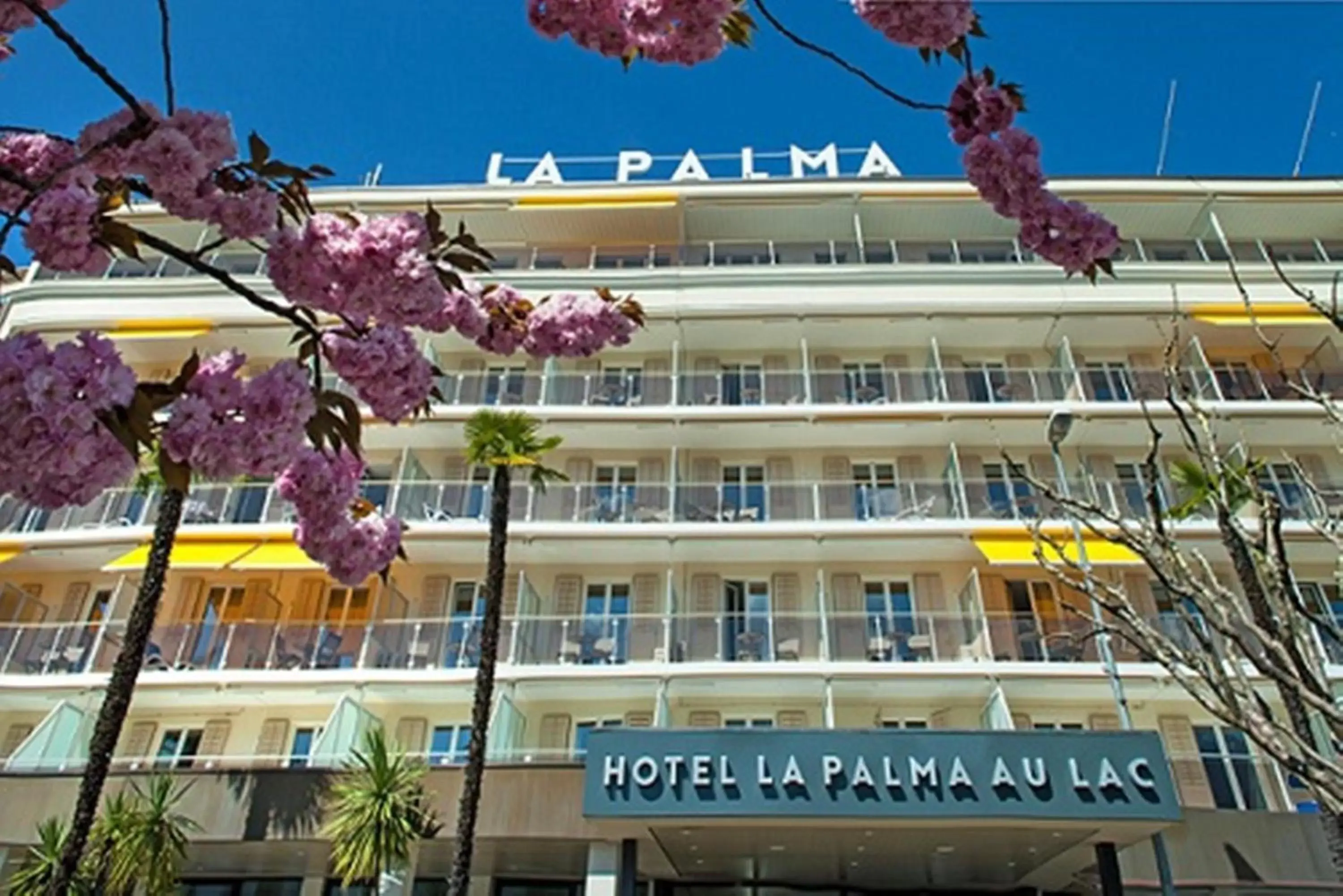 Property Building in Hotel la Palma au Lac