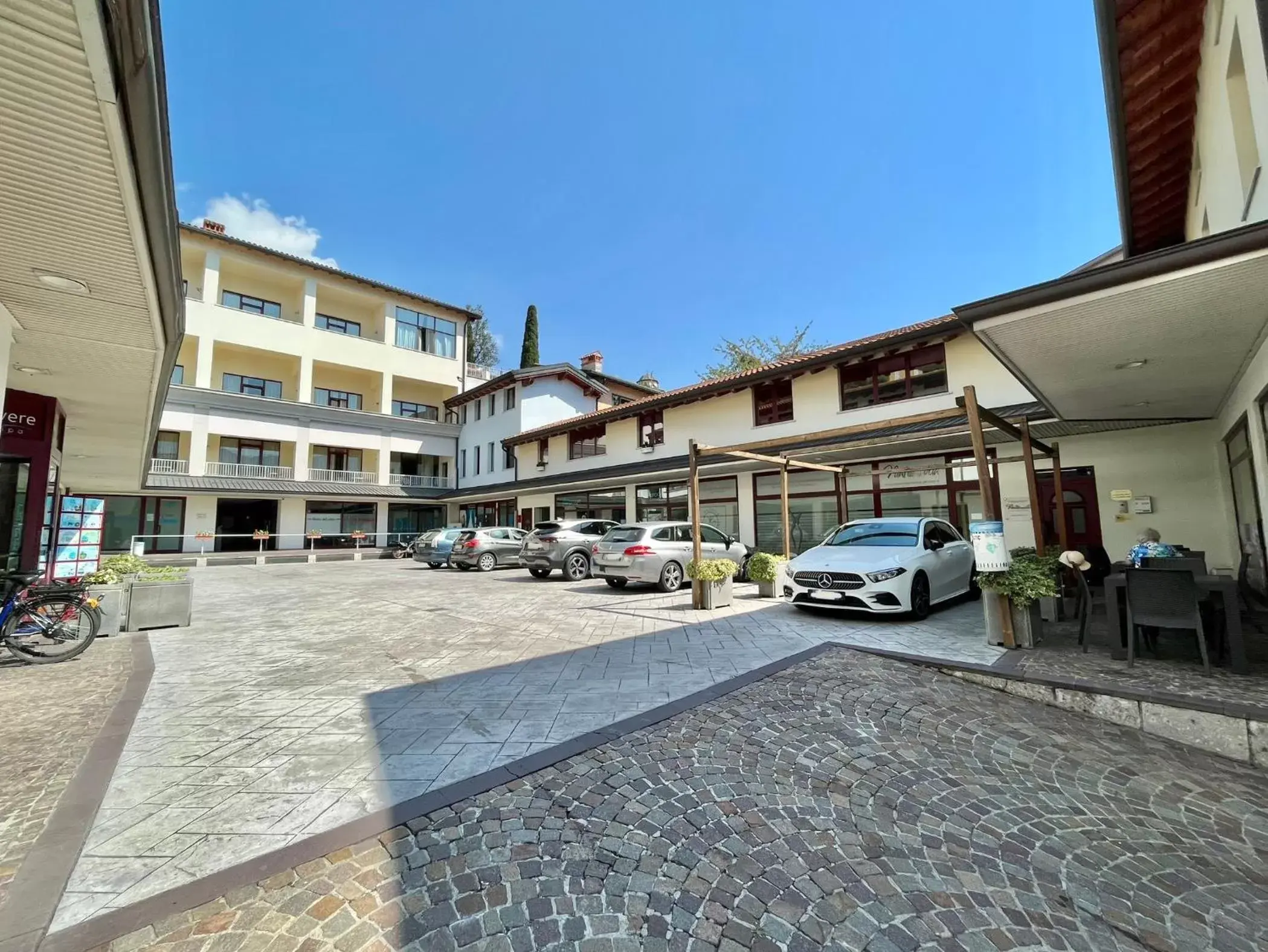 Parking, Property Building in Hotel Lovere Resort & Spa