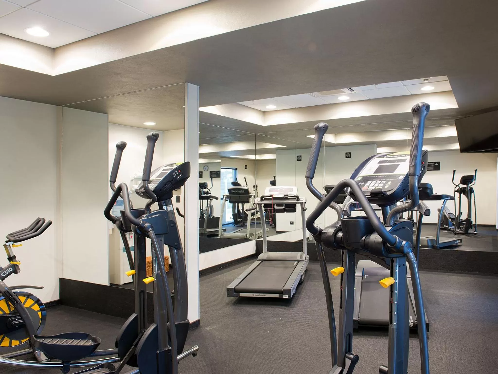 Fitness centre/facilities in City Express by Marriott Santiago Aeropuerto