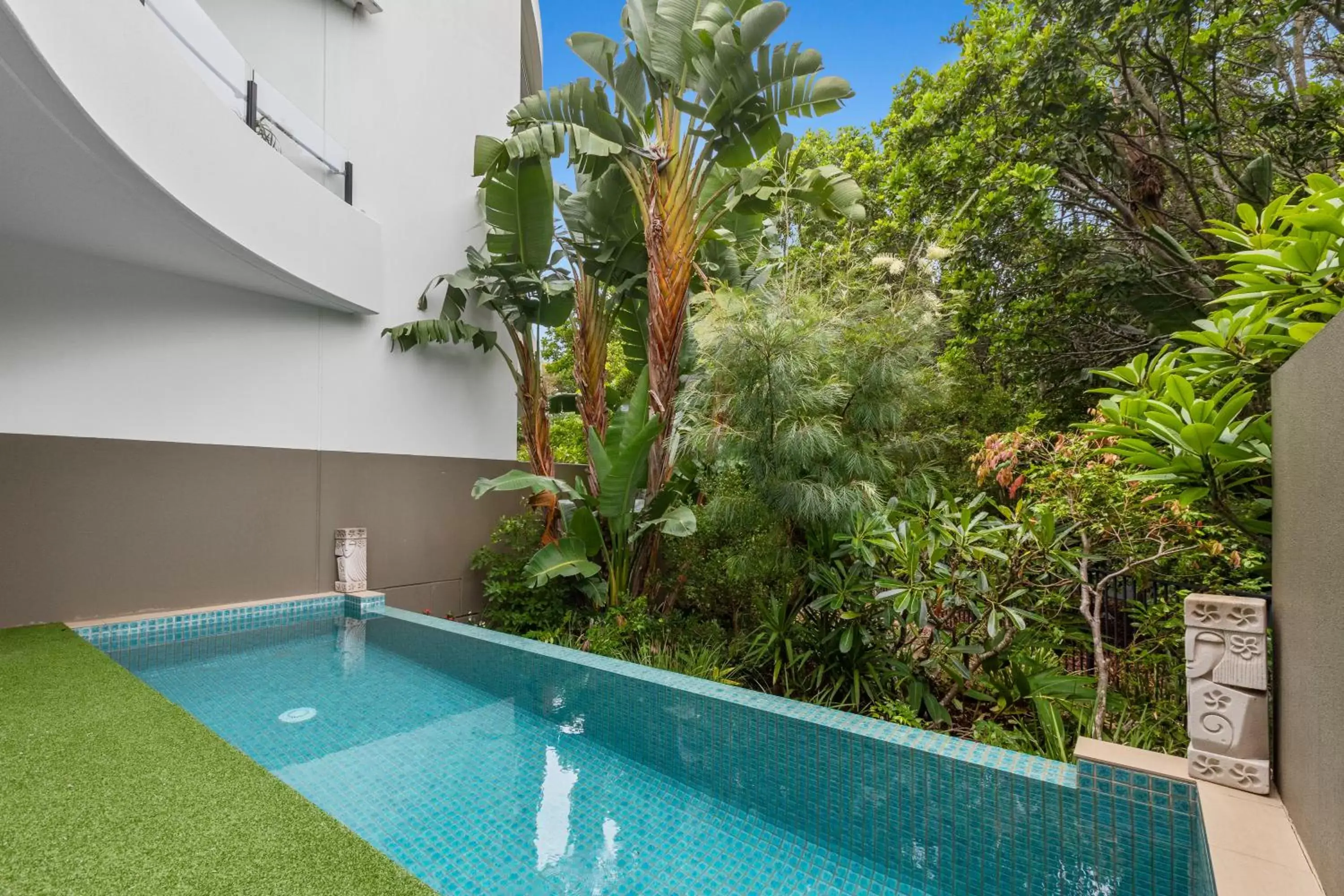 Pool view, Swimming Pool in Cotton Beach Resort - Tweed Coast Holidays ®