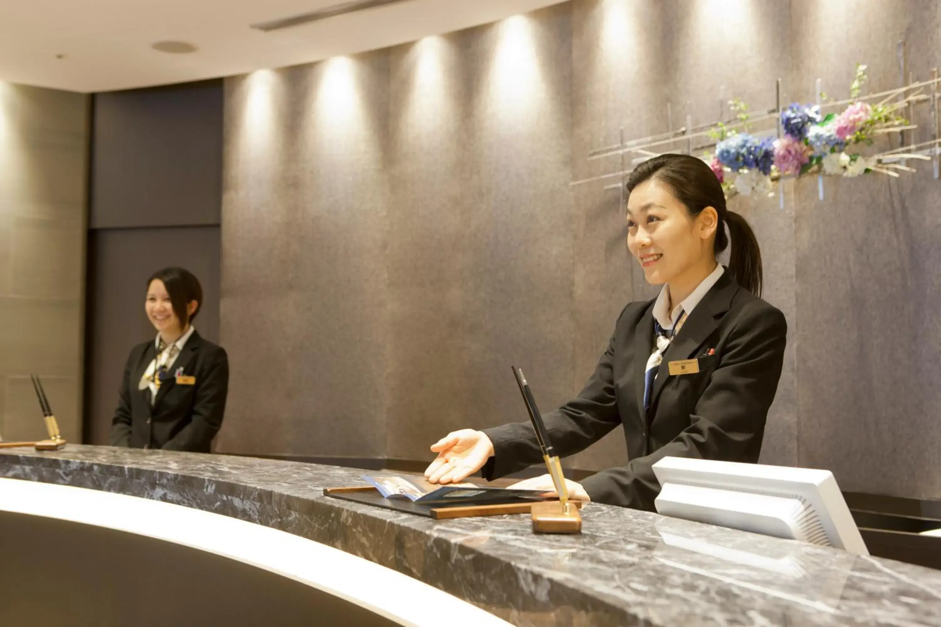 Lounge or bar in Hotel Sardonyx Tokyo