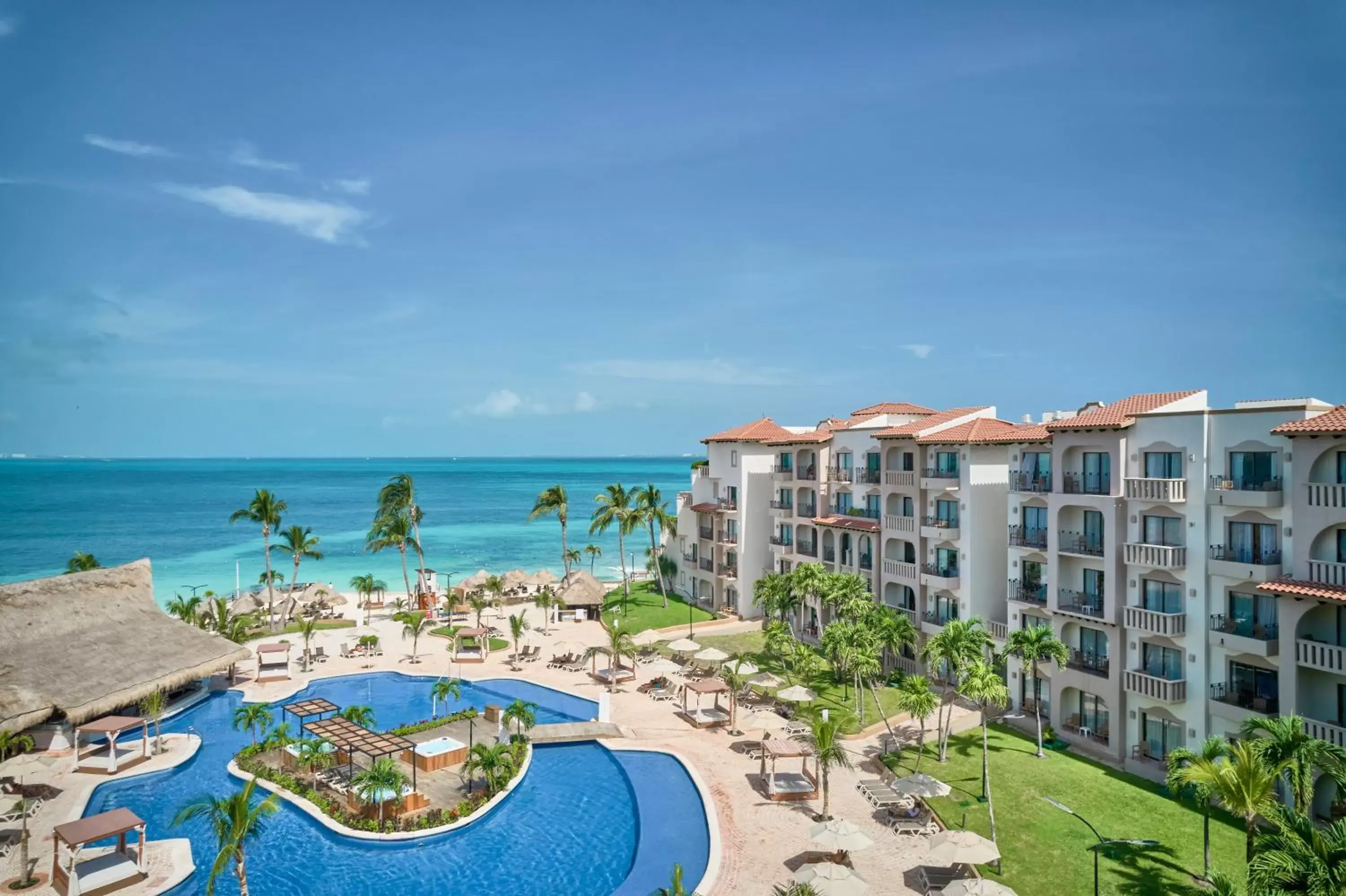 Property building, Pool View in Fiesta Americana Cancun Villas