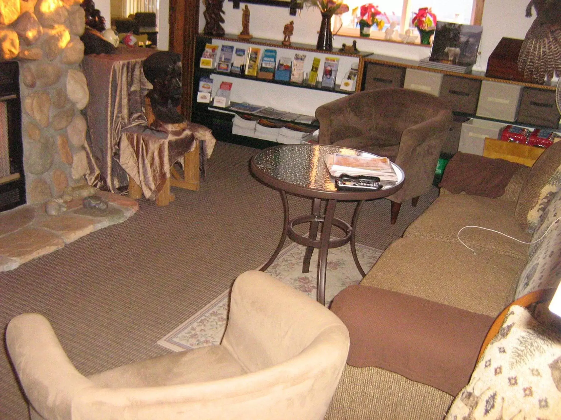 Lobby or reception, Seating Area in Big Bear Lodge