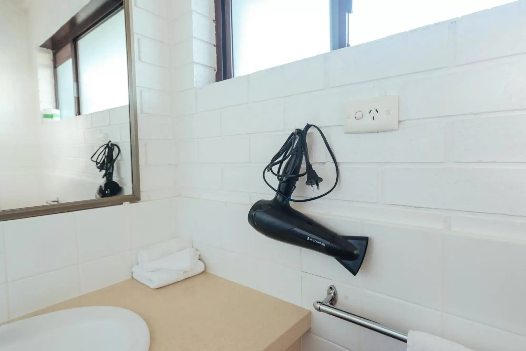 Bathroom in Big Windmill Corporate & Family Motel