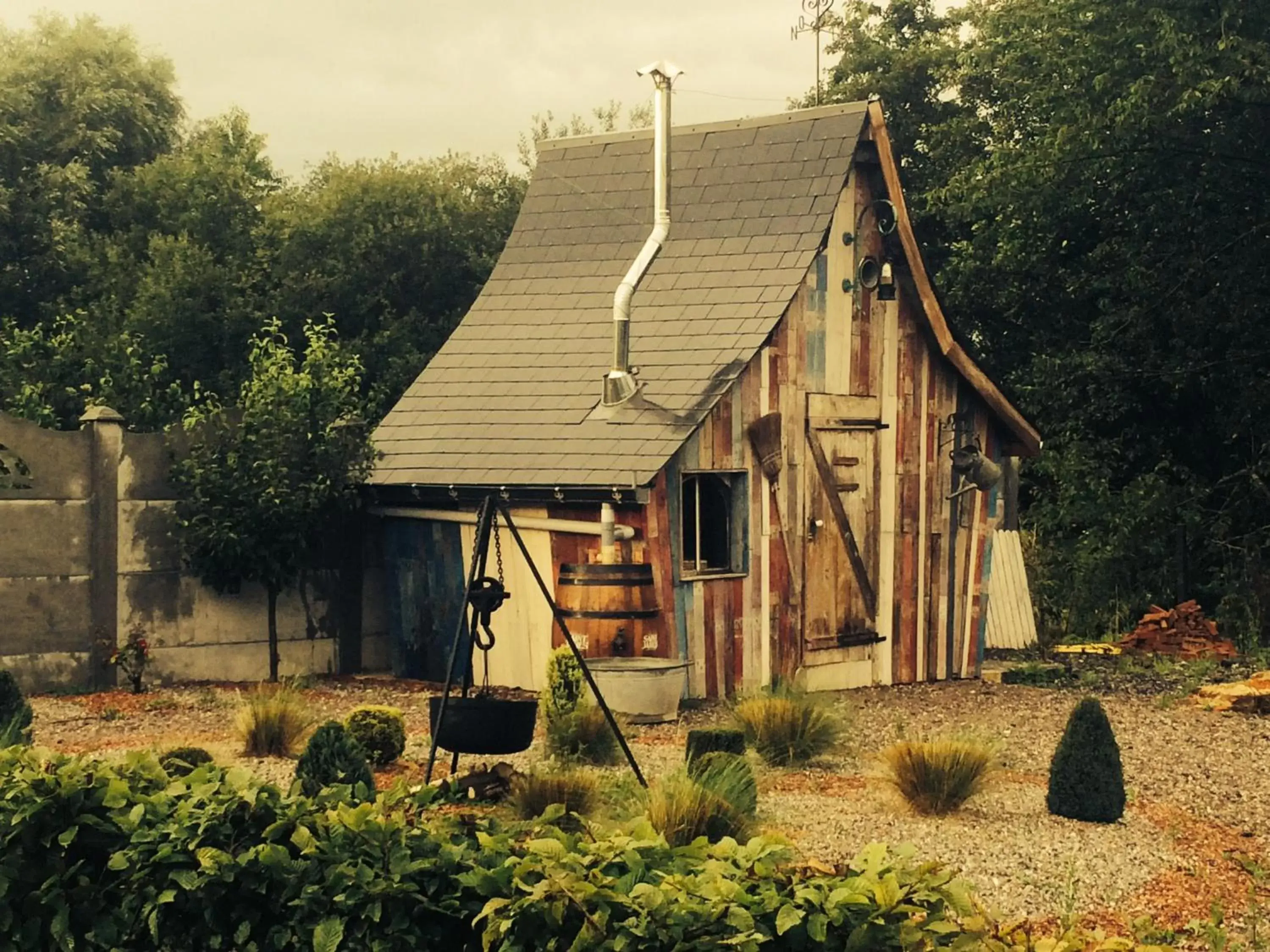 Activities, Property Building in Aux Logis de la Solre