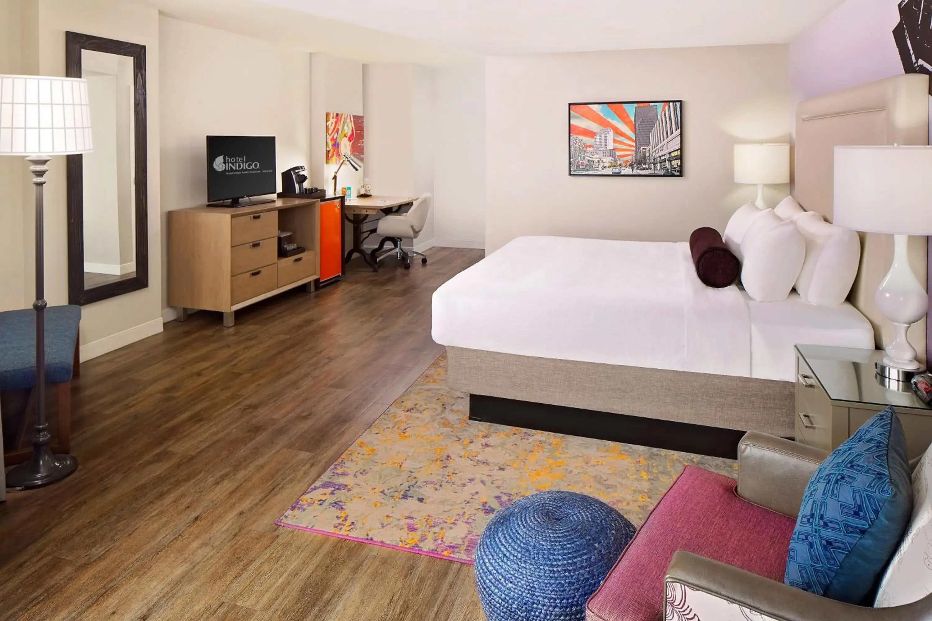 Photo of the whole room, Bed in Hotel Indigo Austin Downtown, an IHG Hotel