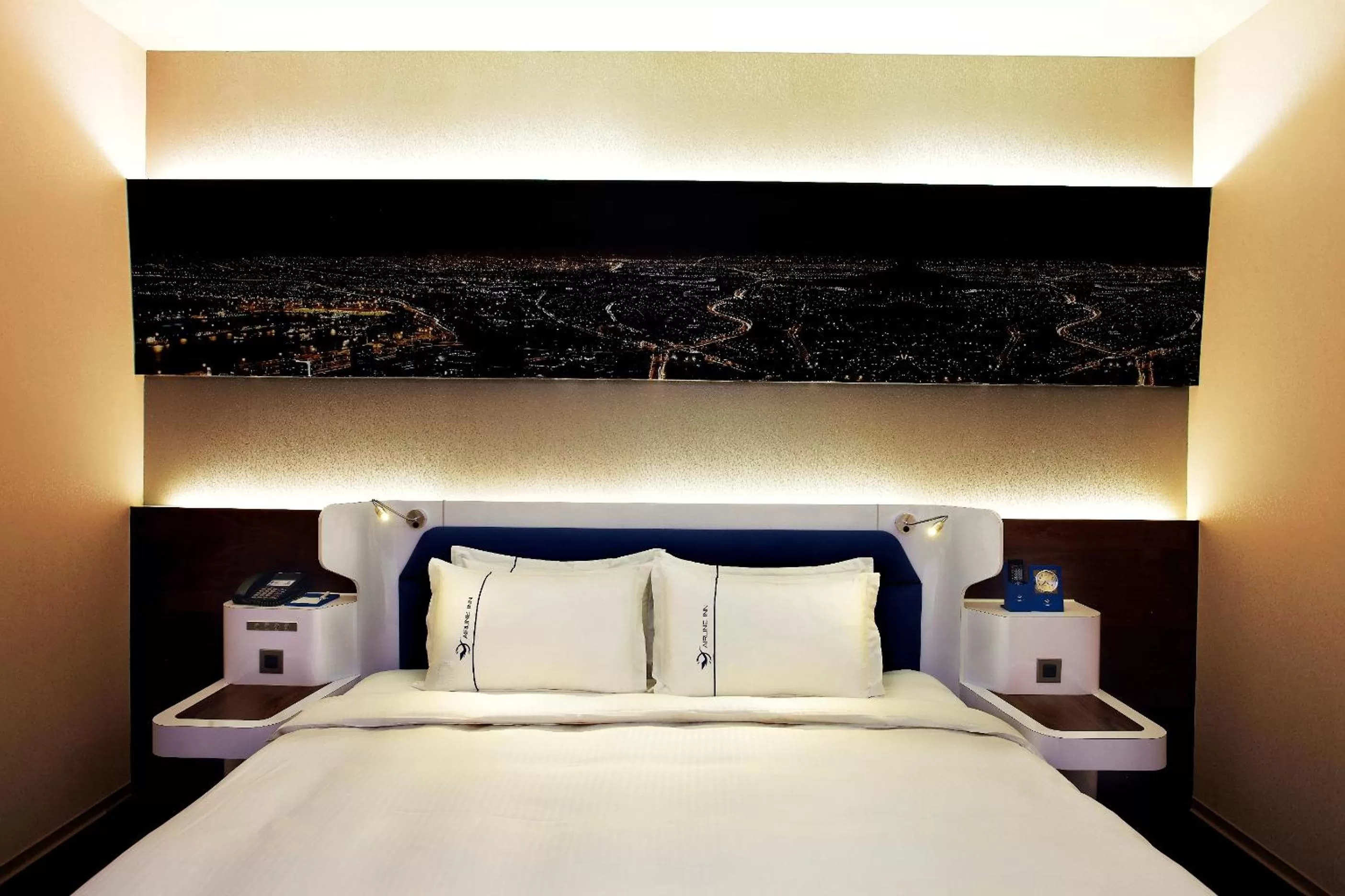 On site, Bed in Airline Inn Green Park Way