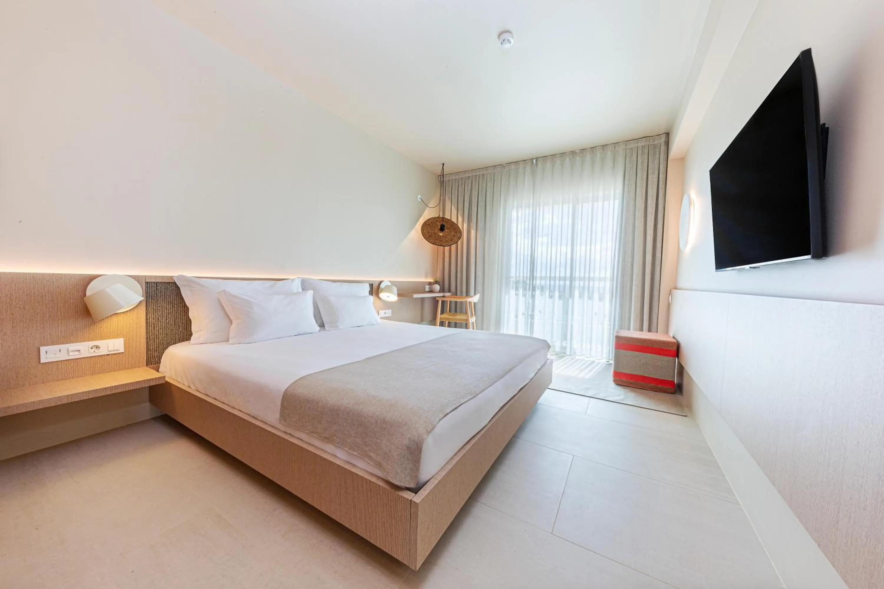 Bed in OZADI Altura Beach Resort - Eurotel Altura