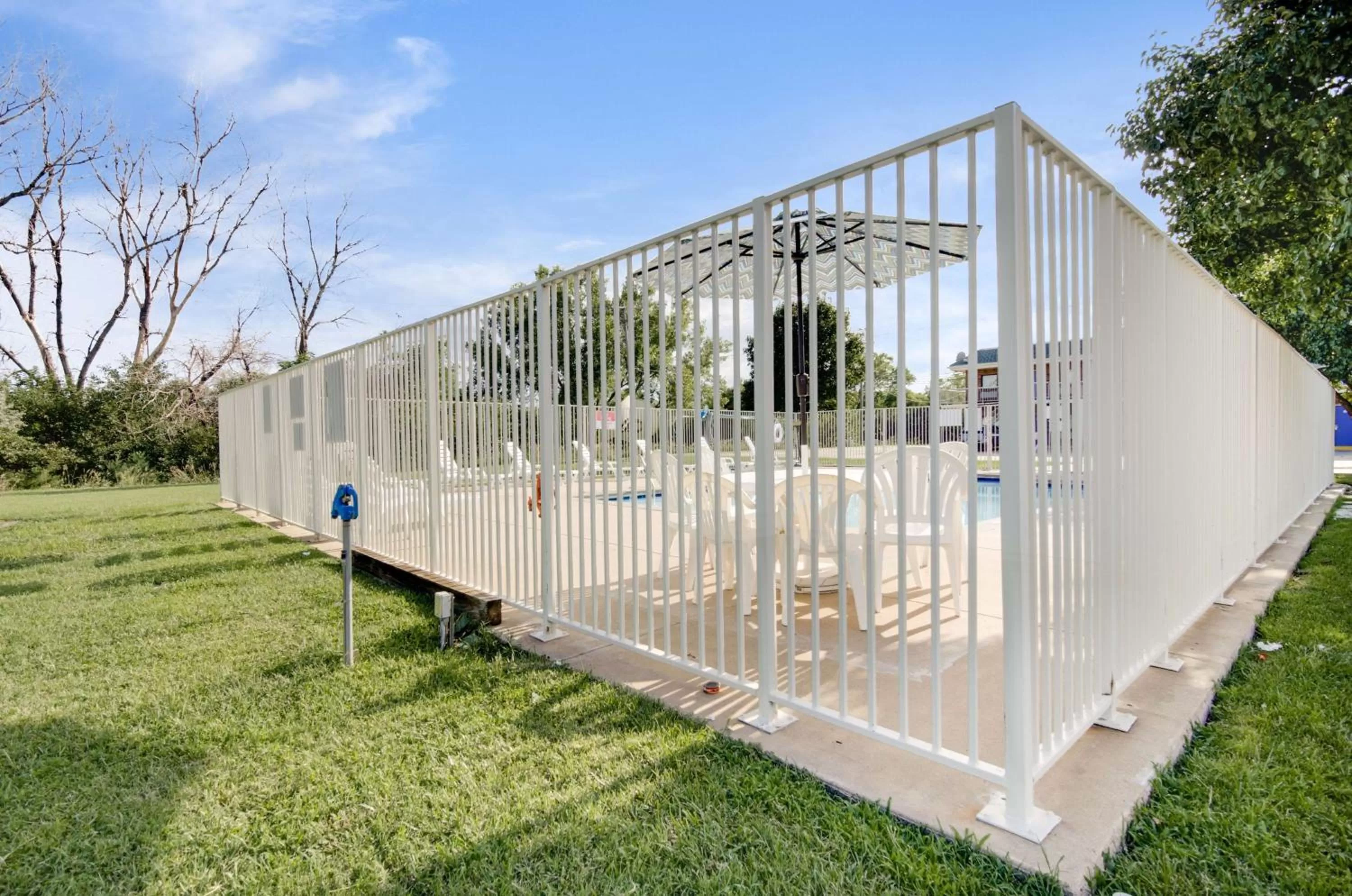 Property building in Motel 6-Salina, KS