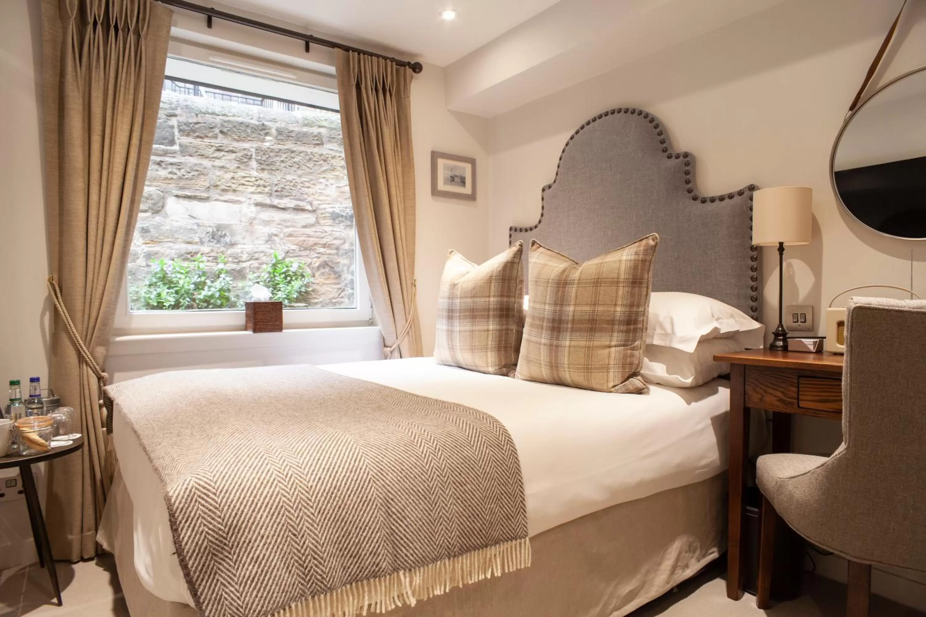 Bed in The Roseate Edinburgh - Small Luxury Hotels of the World